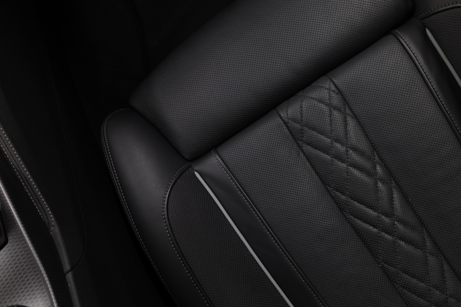 BMW 640d xDrive Gran Turismo-image-23