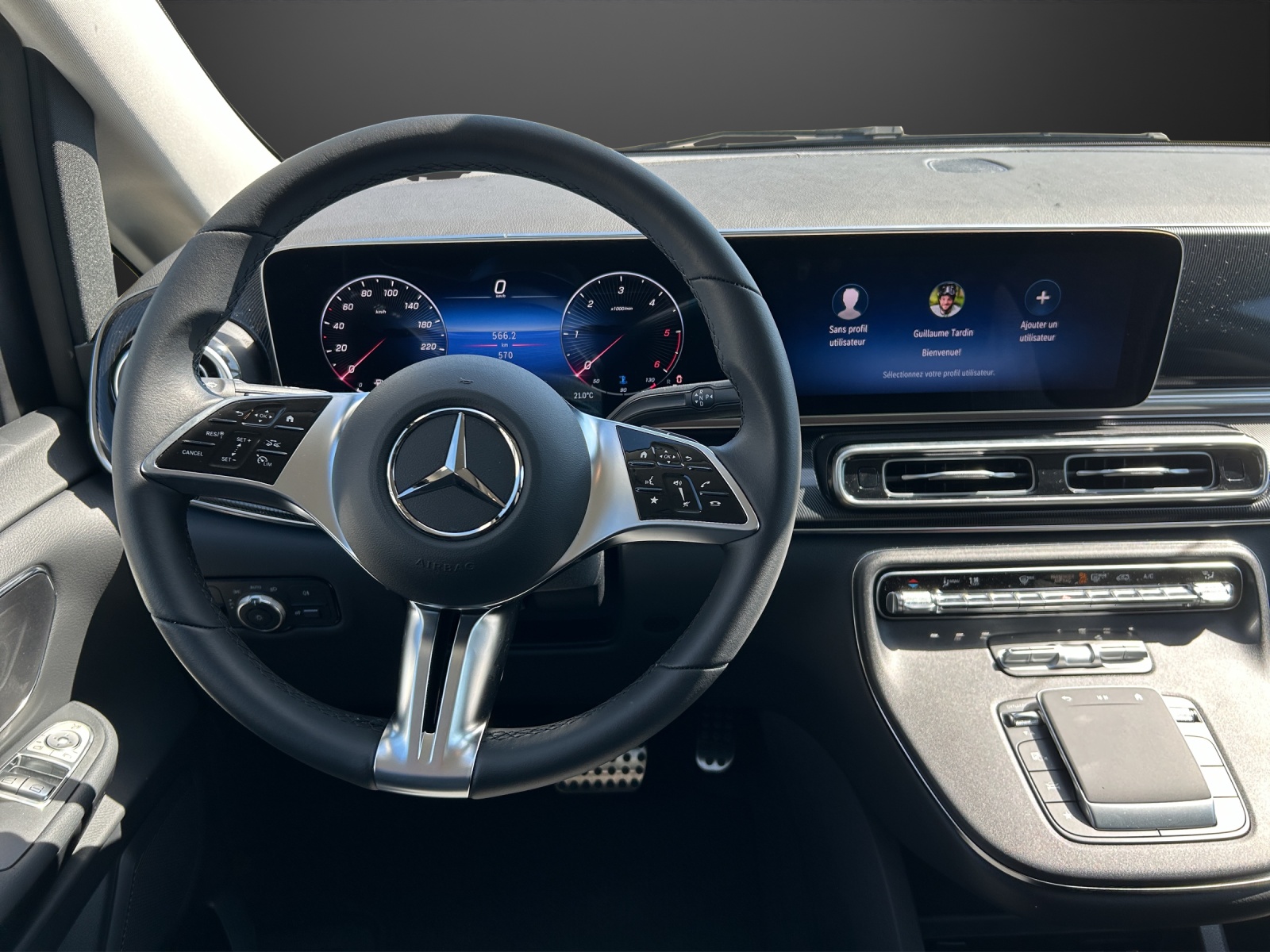 MERCEDES-BENZ Style 2300mm lang 4Matic 9G Tronic-image-8