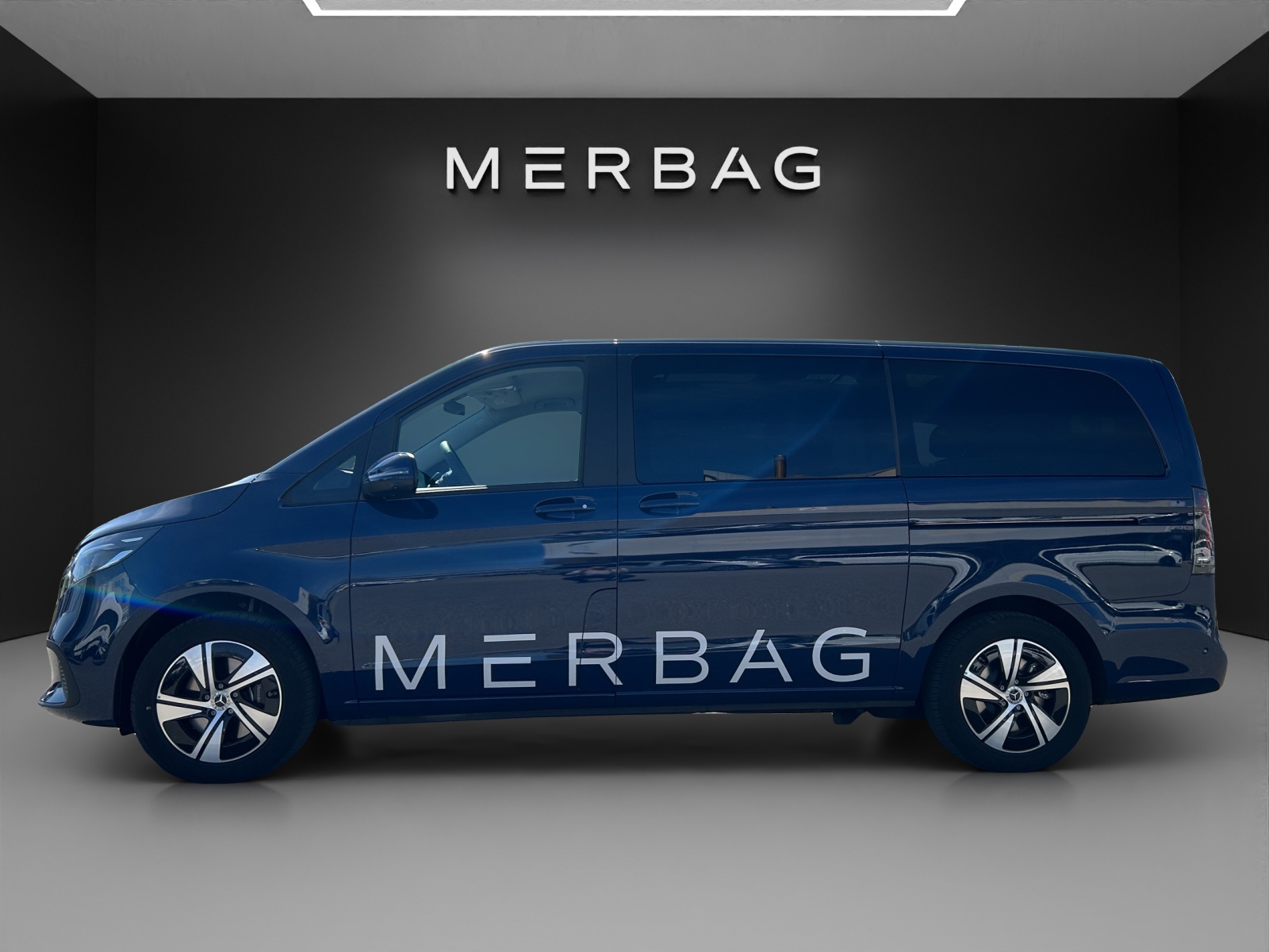 MERCEDES-BENZ Style 2300mm lang 4Matic 9G Tronic-image-1