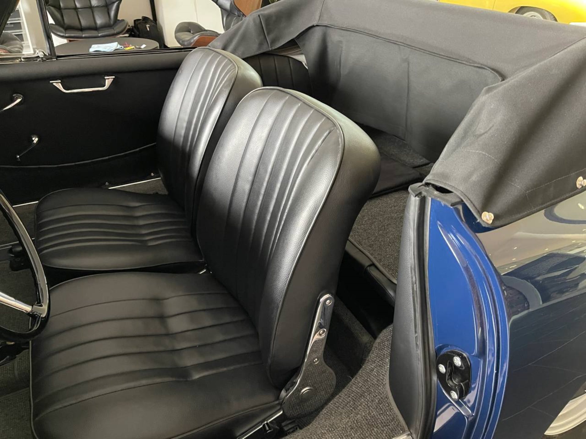 PORSCHE 356 B T6 Cabriolet-image-18