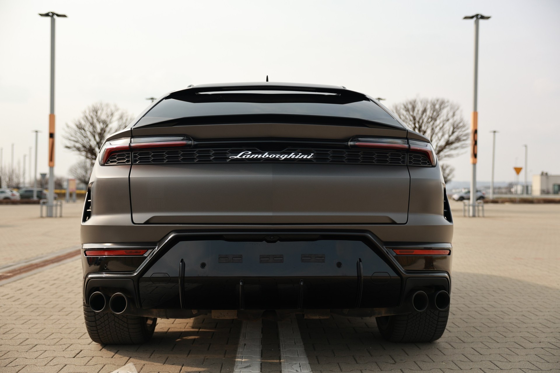 LAMBORGHINI SE-image-1