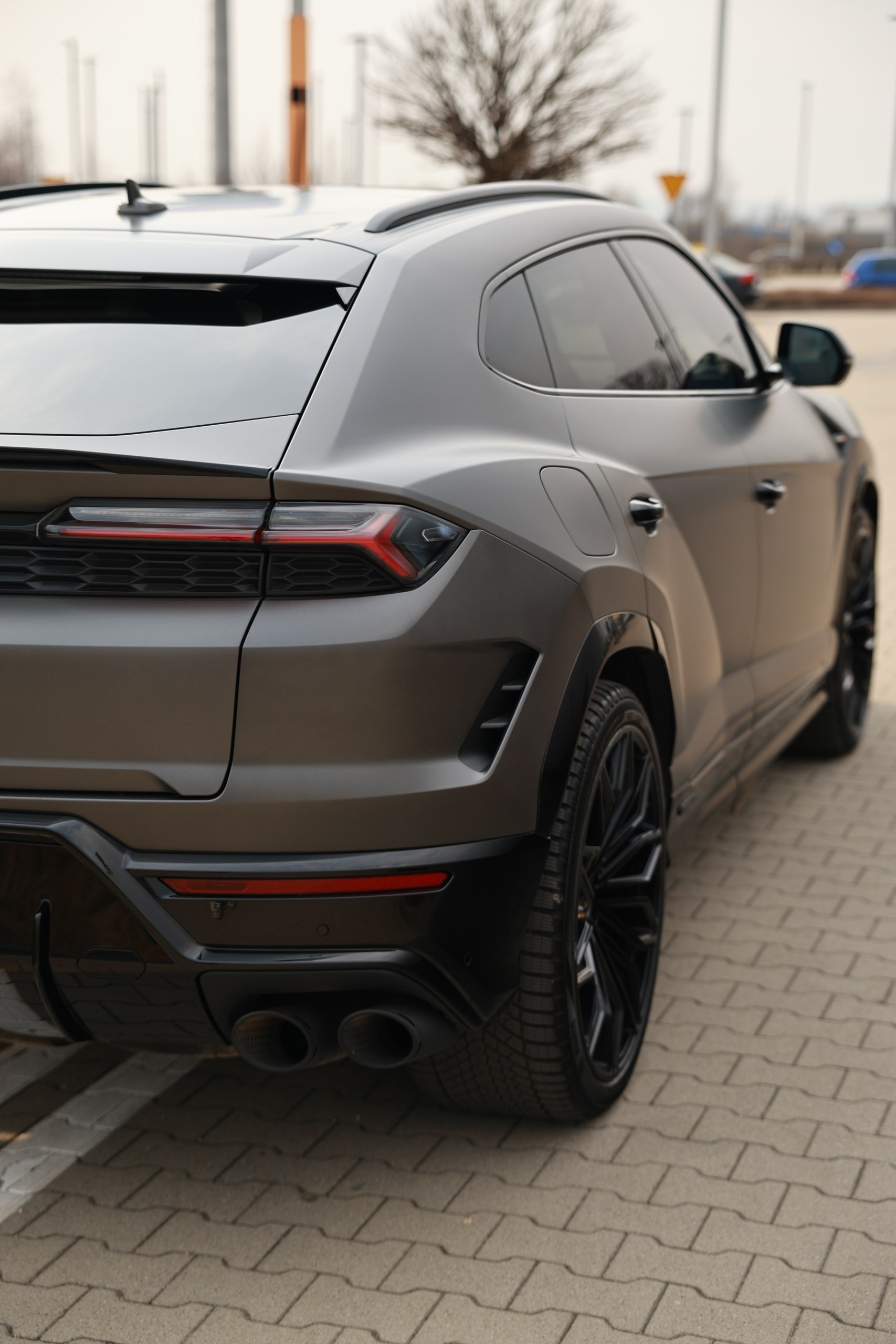 LAMBORGHINI SE-image-8