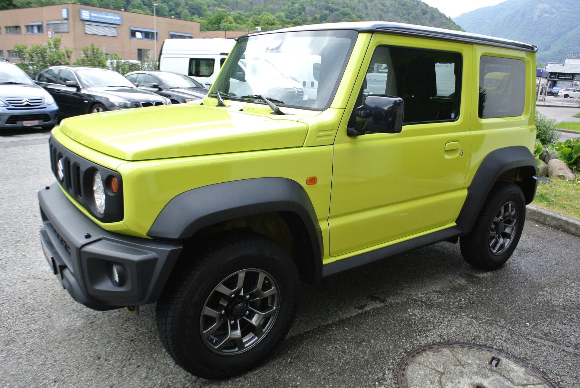 SUZUKI Jimny 1.5 Compact Top 4x4-image-17