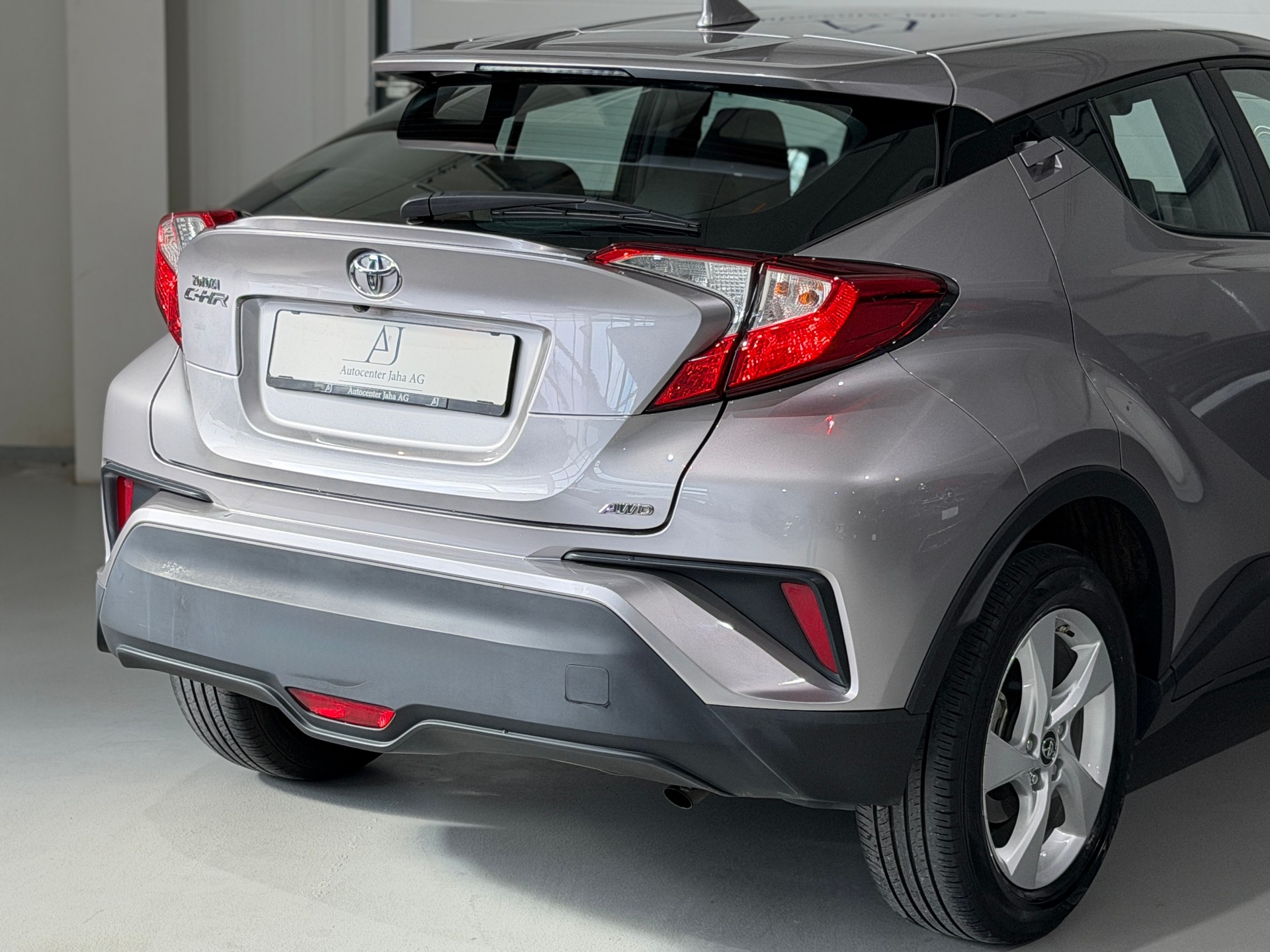 TOYOTA C-HR 1.2 Turbo Premium 4WD Multidrive S inkl. Werksgarantie-image-5
