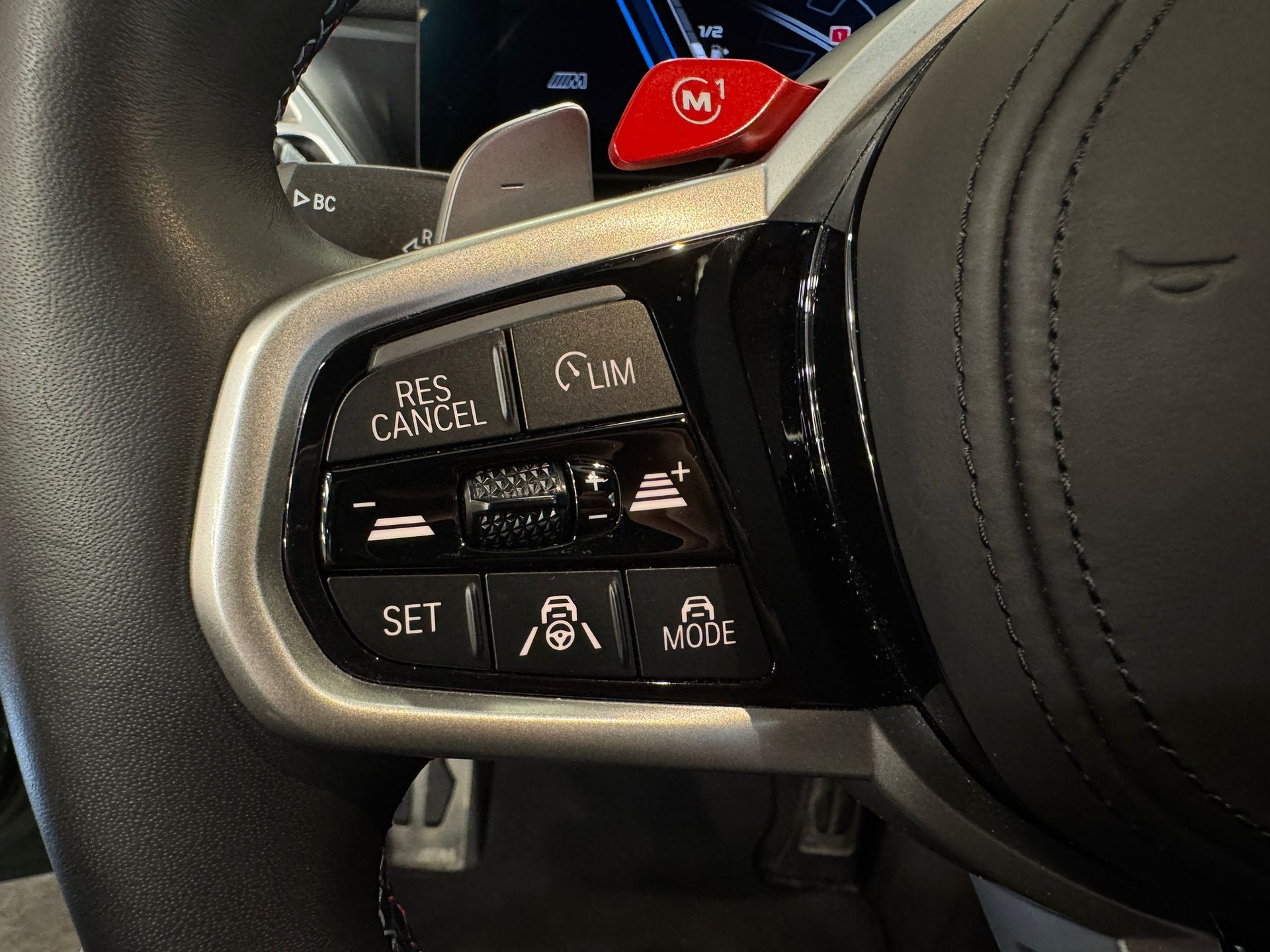 BMW M3 Competition M xDrive * Anglesey Grün*-image-14