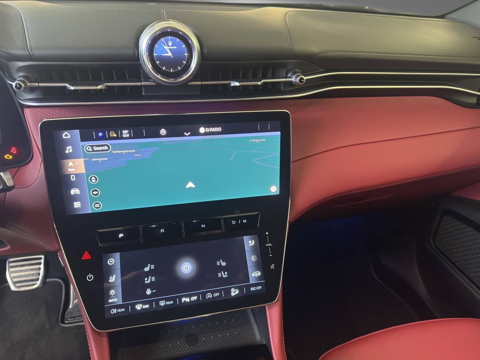 MASERATI Grecale 2.0 Hybrid Modena-image-12