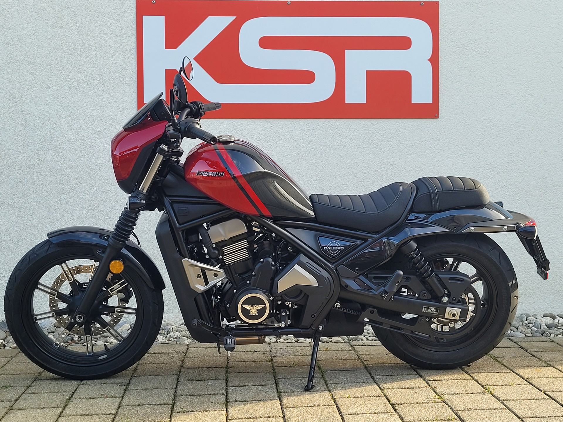 MOTO MORINI Calibro 700-image-1