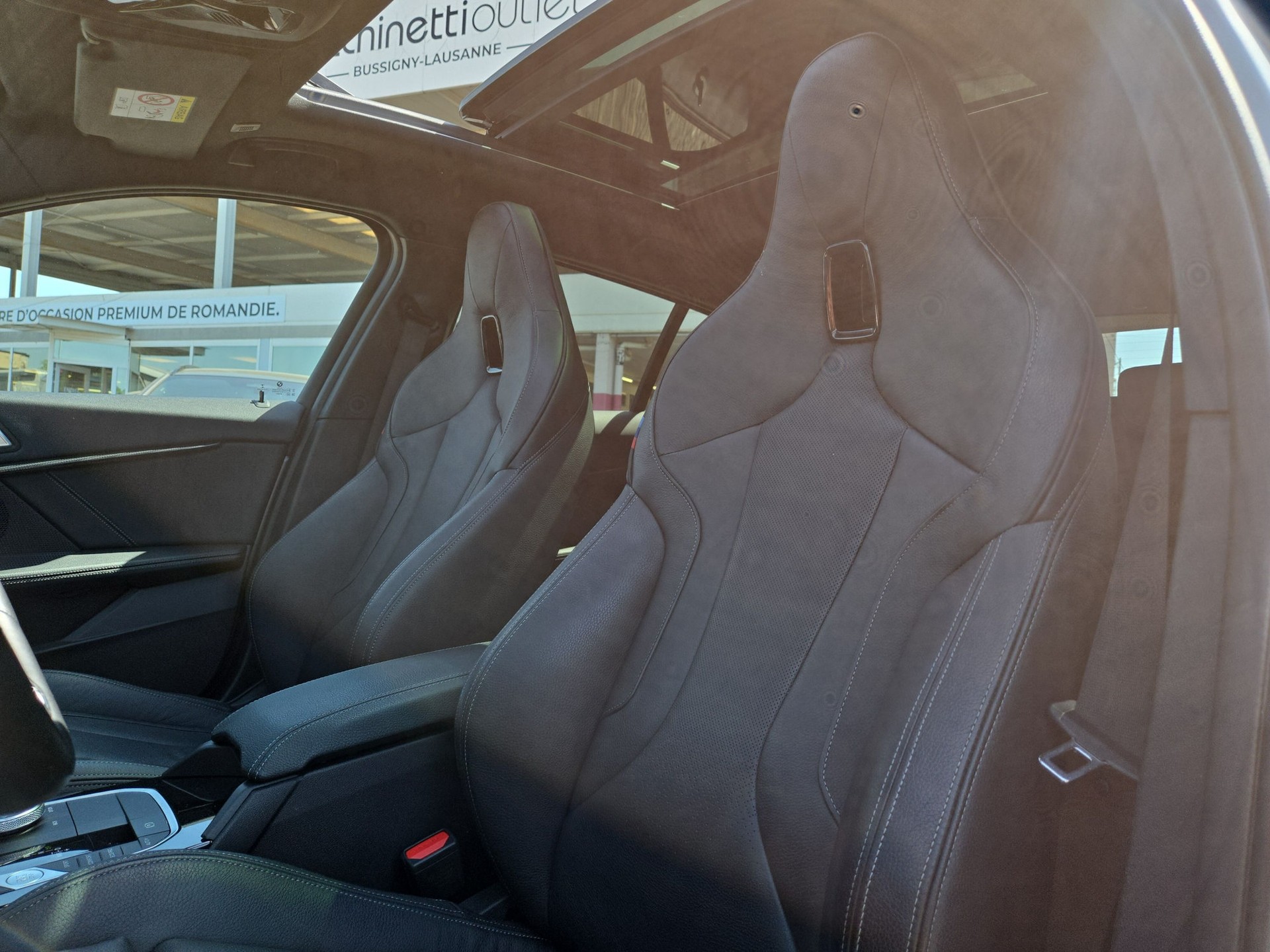 BMW 120i M Sport Steptronic-image-9