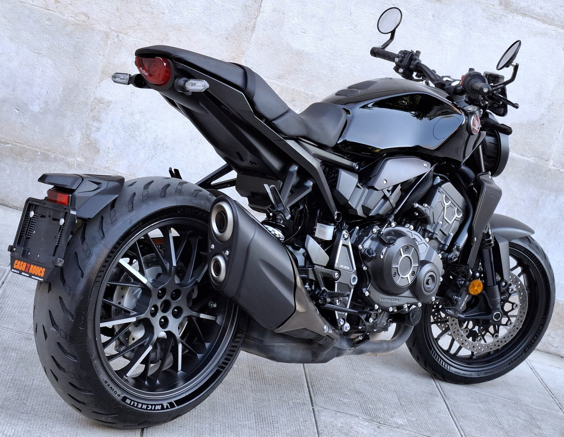HONDA CB 1000 R-image-4