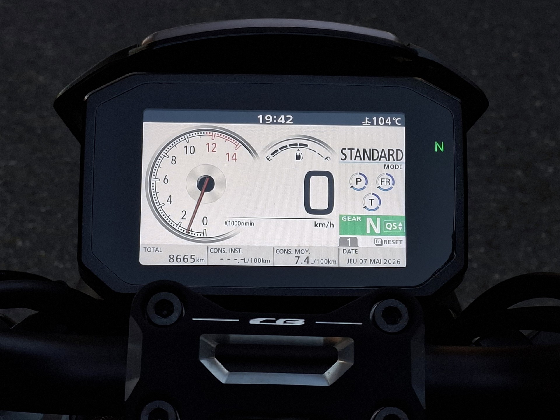 HONDA CB 1000 R-image-8