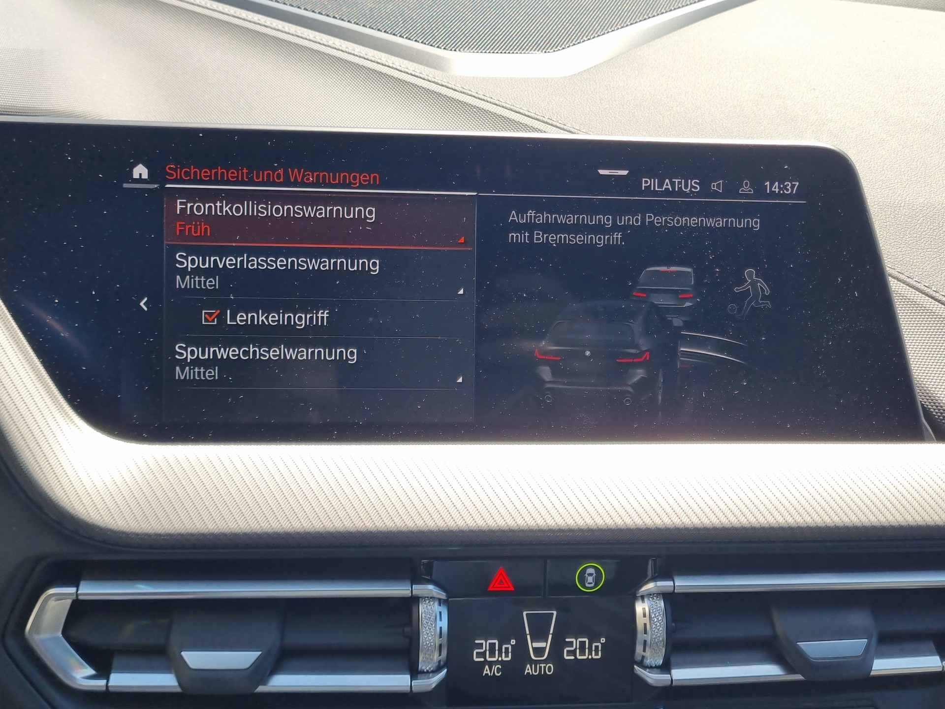 BMW M135i xDrive Steptronic-image-22