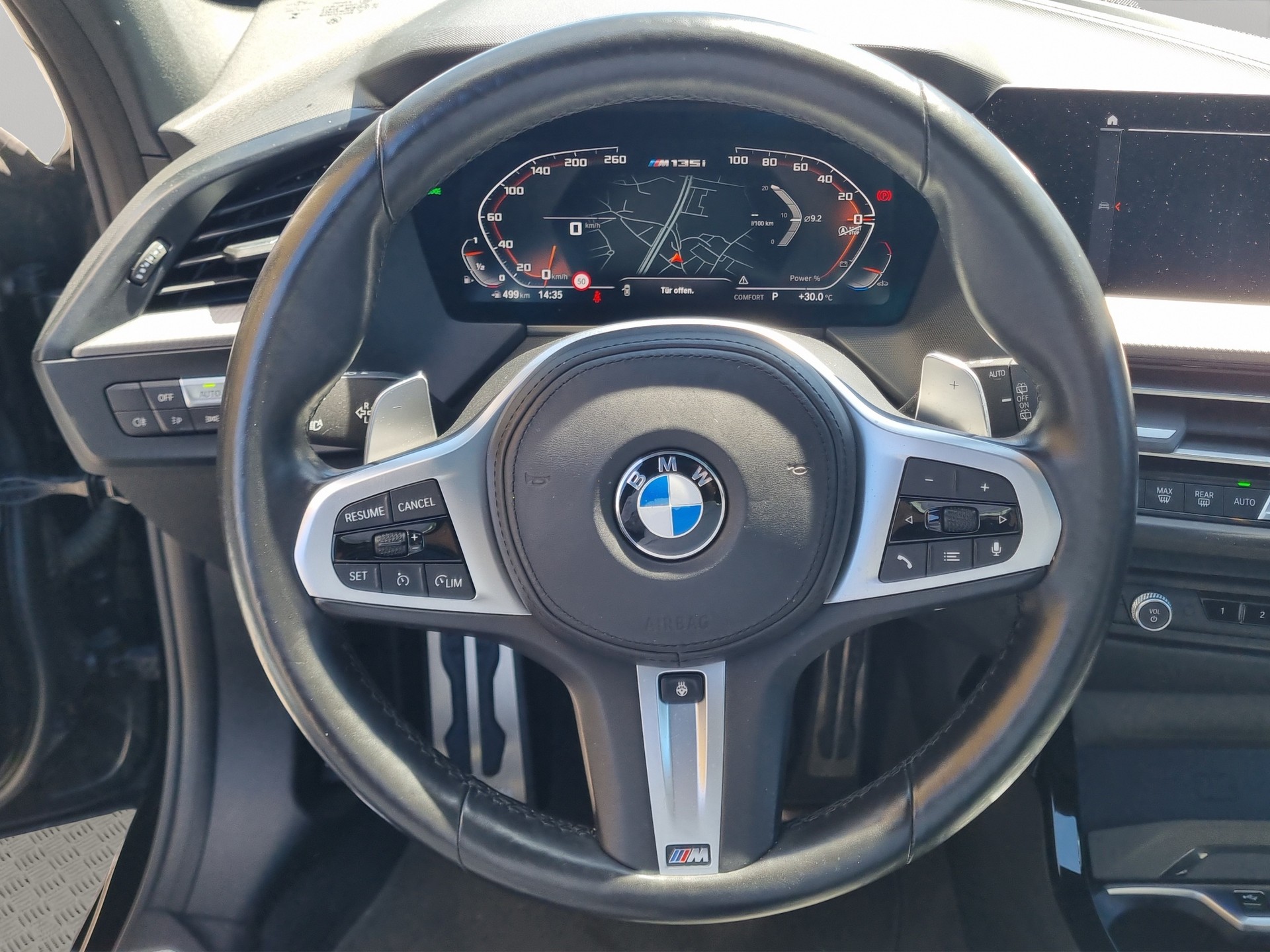 BMW M135i xDrive Steptronic-image-13