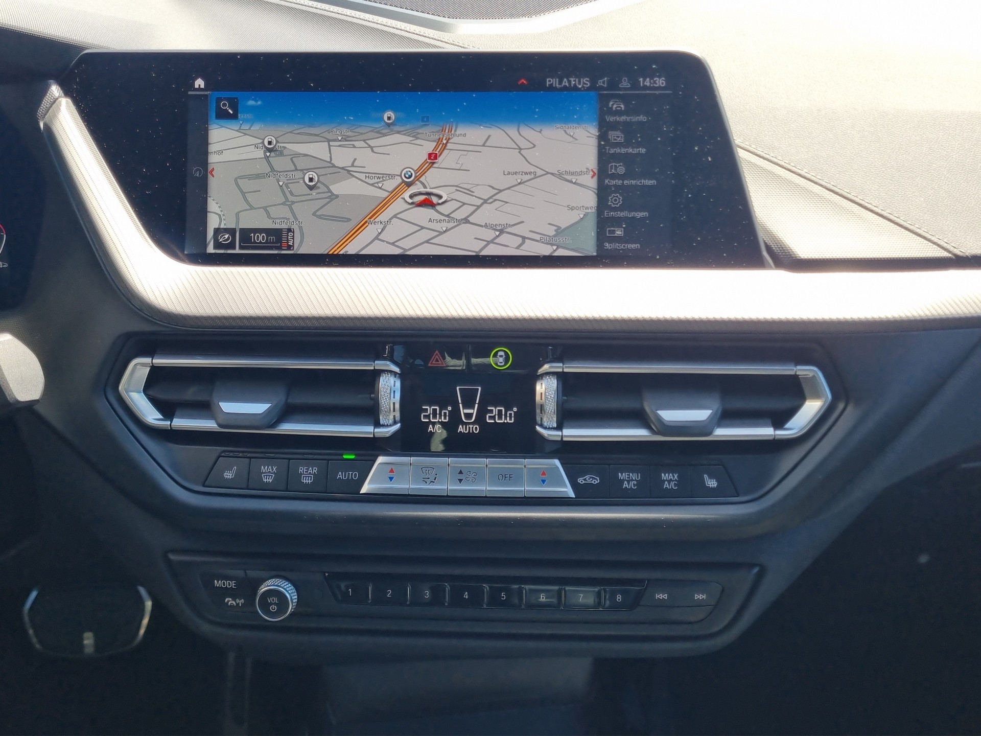 BMW M135i xDrive Steptronic-image-17