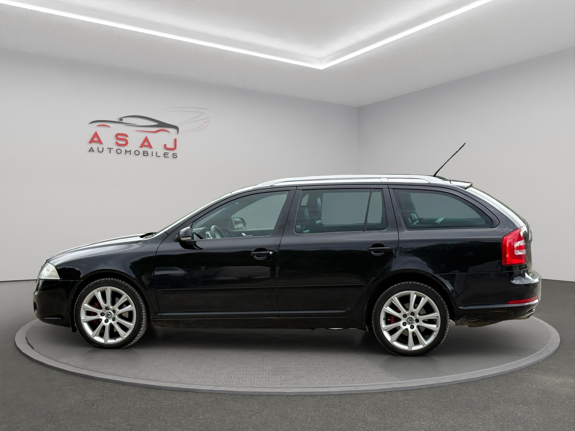 SKODA Octavia 2.0 TDI RS DSG-image-7