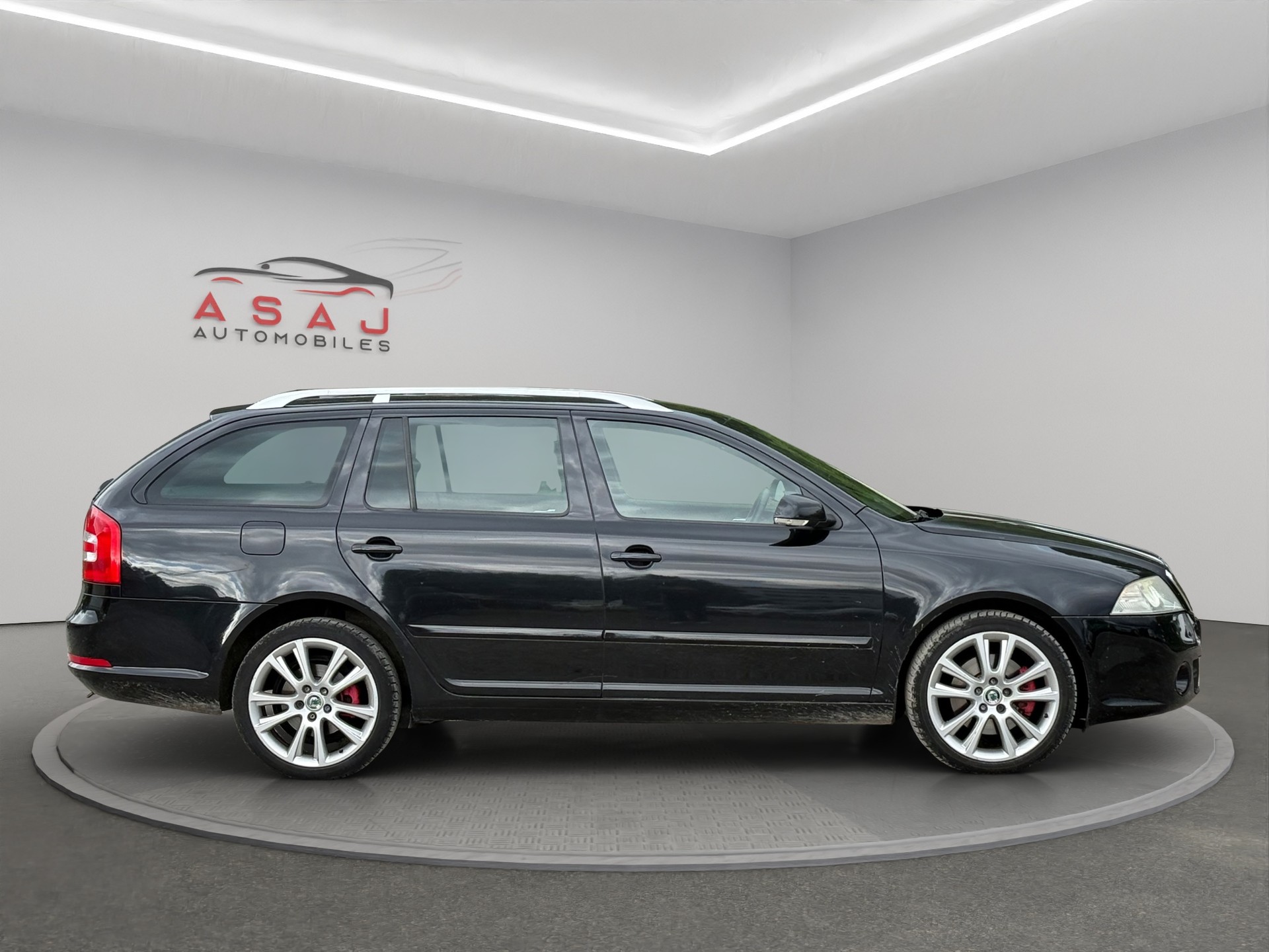 SKODA Octavia 2.0 TDI RS DSG-image-3