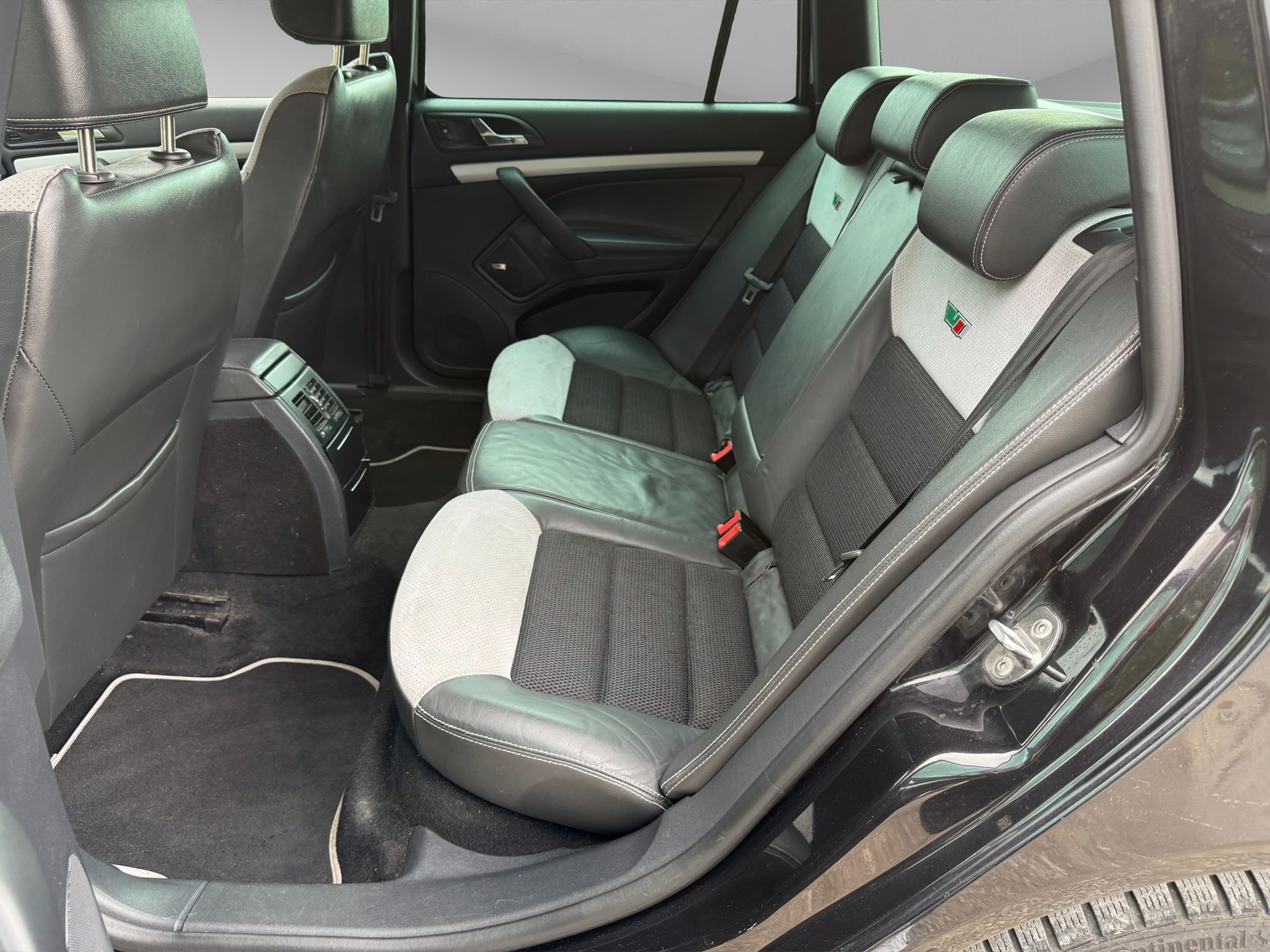 SKODA Octavia 2.0 TDI RS DSG-image-13