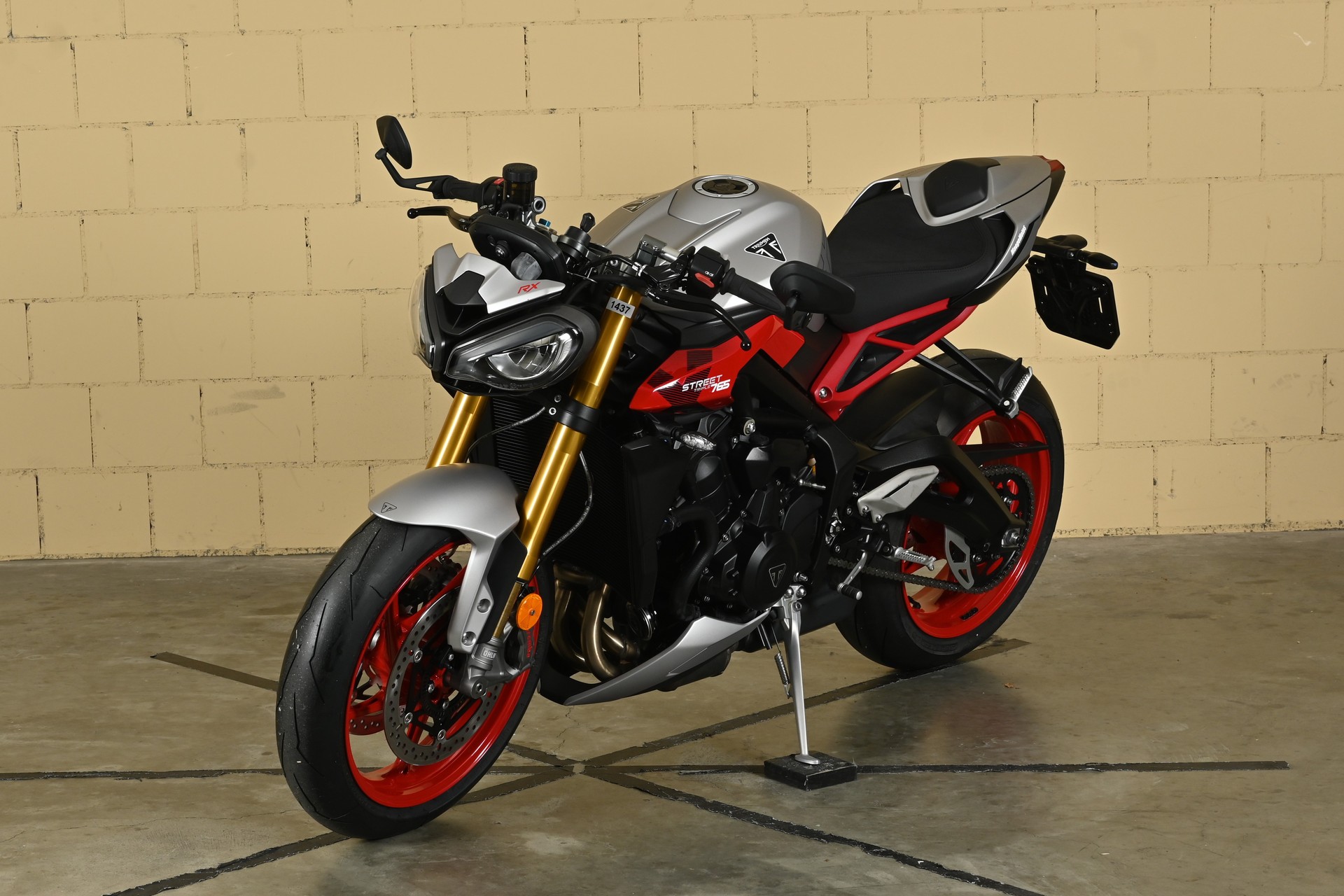TRIUMPH 765 RX-image-2