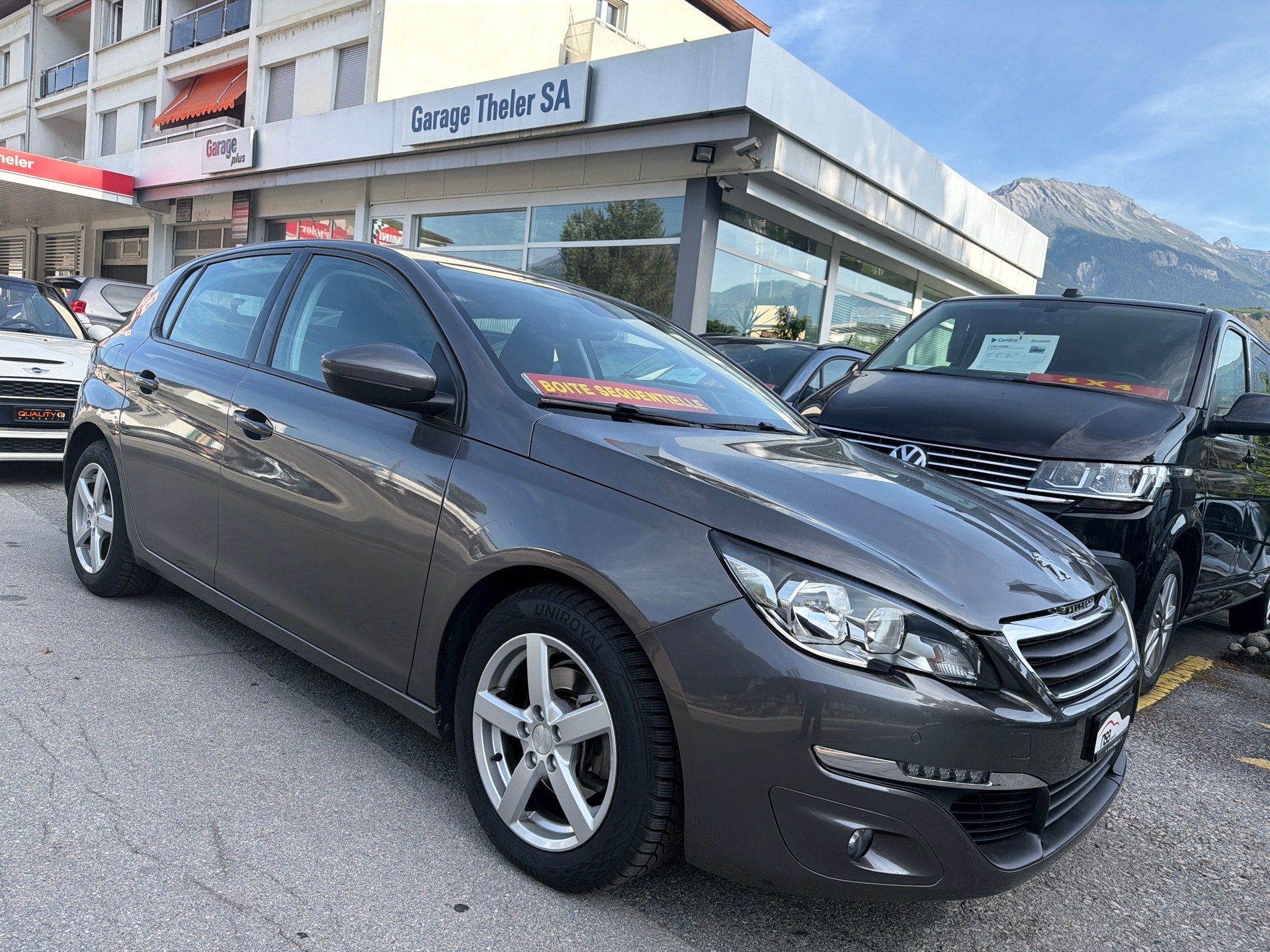 PEUGEOT 308 1.2 THP Active Automatic