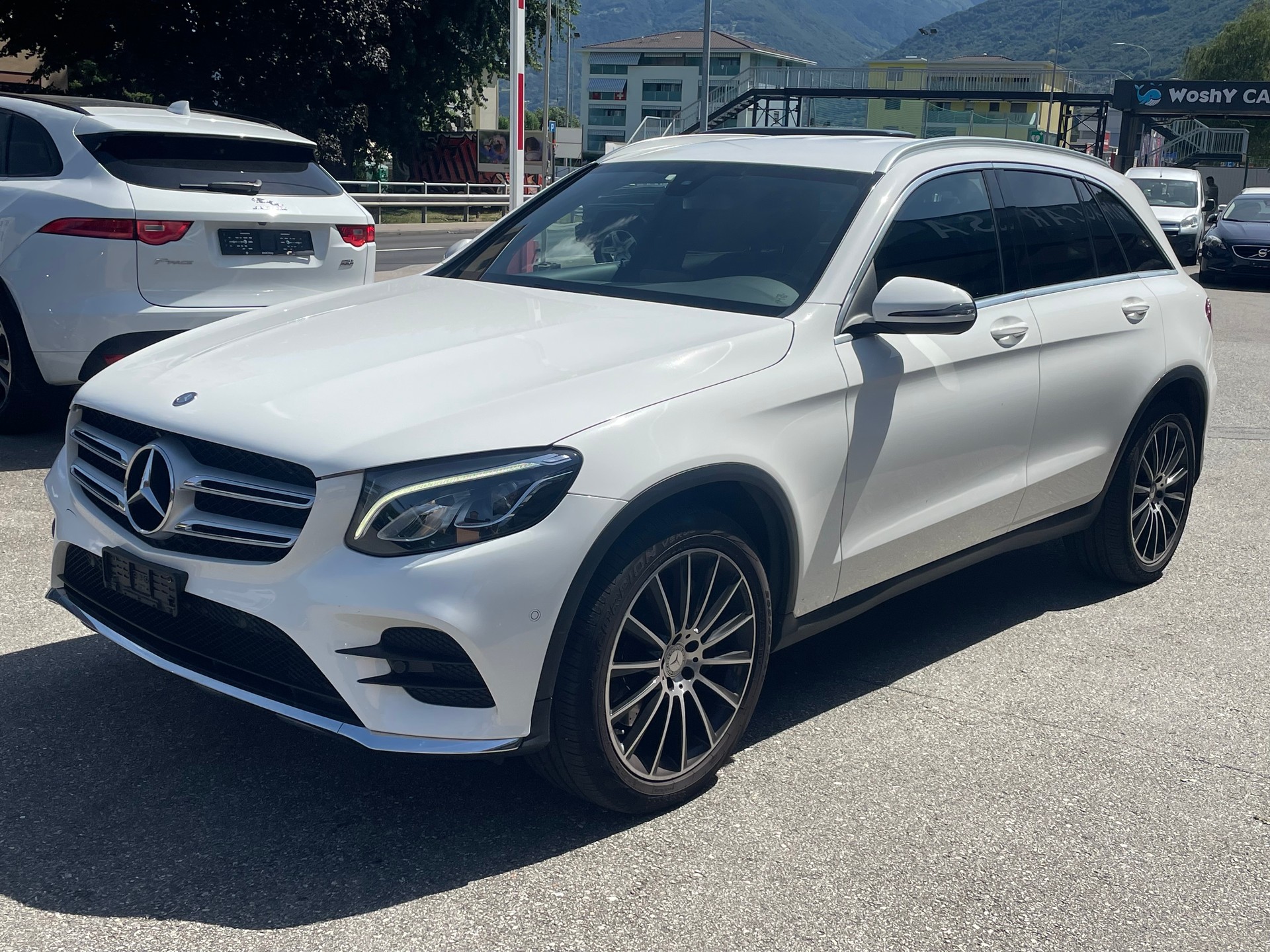 MERCEDES-BENZ GLC 250 d AMG Line 4Matic 9G-Tronic-image-1