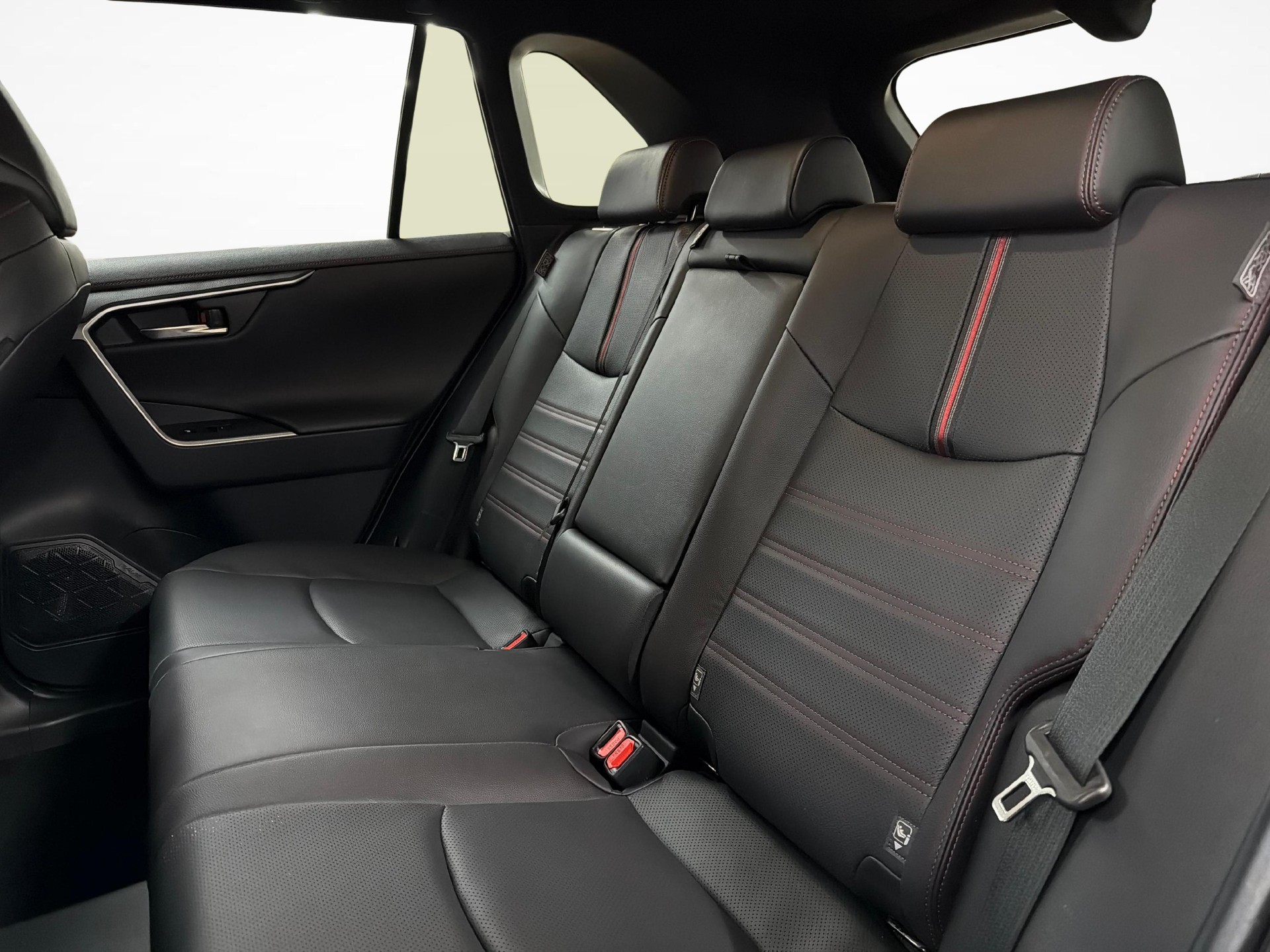 TOYOTA RAV4 2.5 Plug-In-Hybrid Platinum-image-10