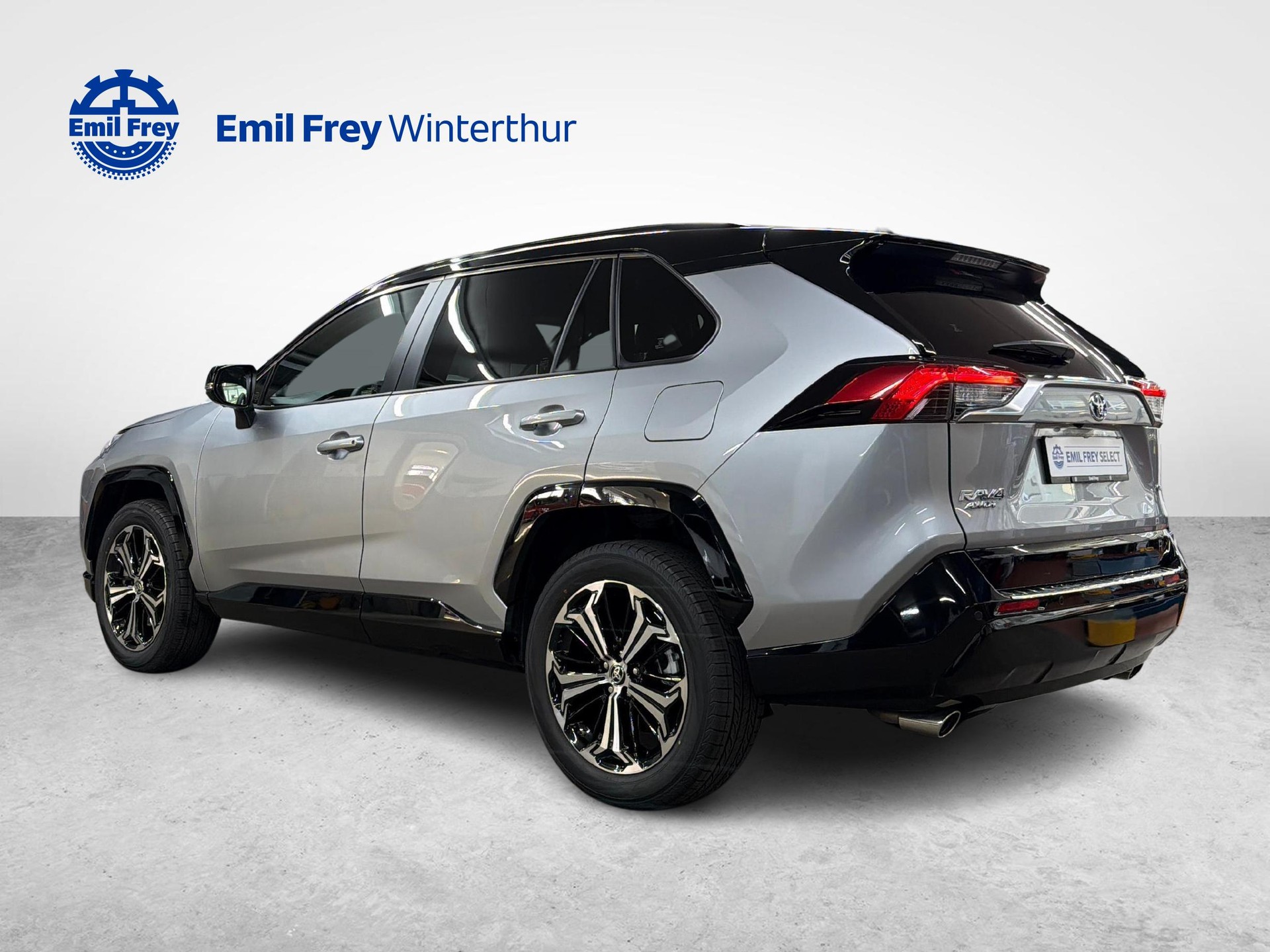 TOYOTA RAV4 2.5 Plug-In-Hybrid Platinum-showroom-element-2