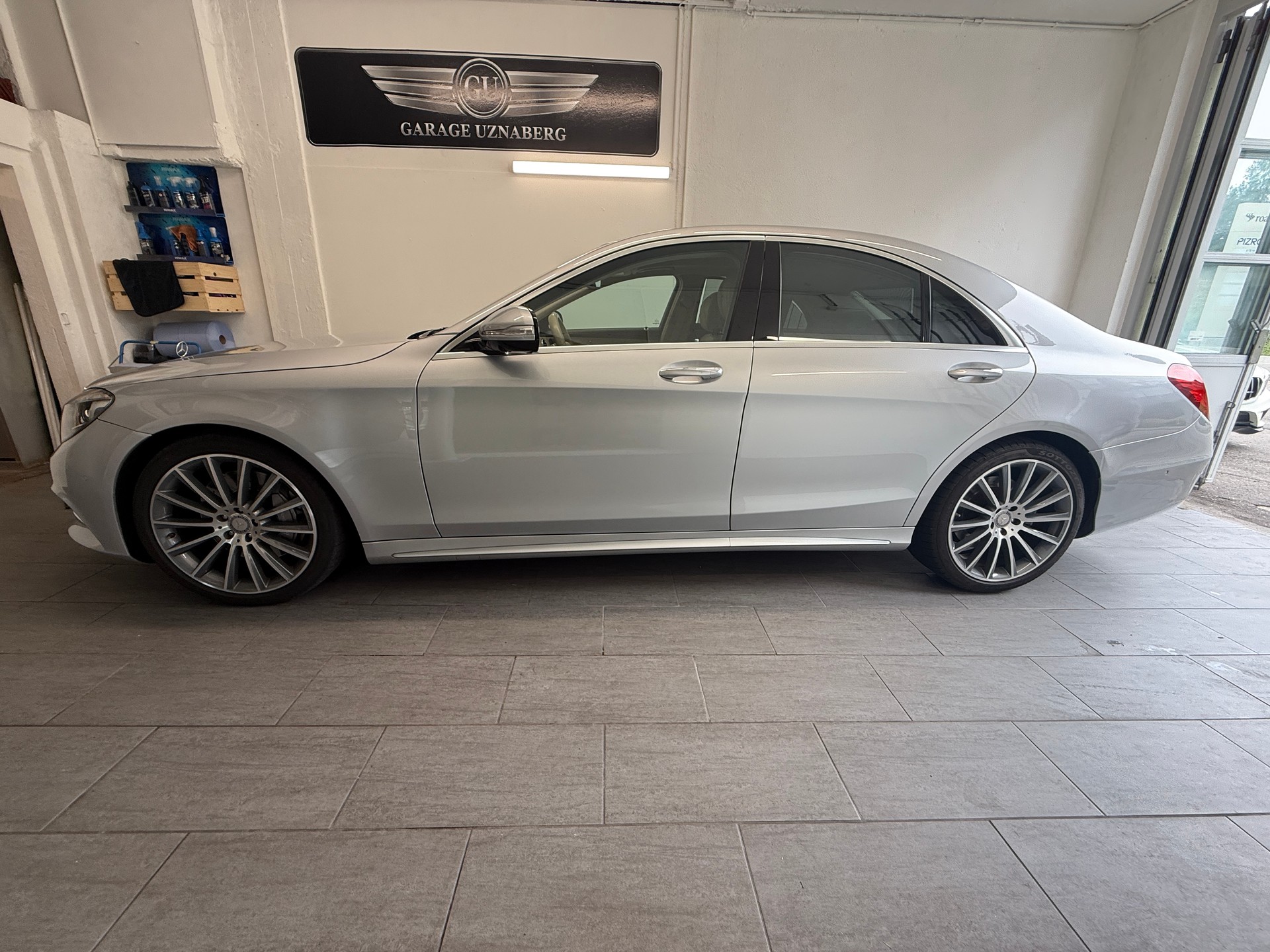 MERCEDES-BENZ S 400 4Matic 7G-Tronic Ab 580.- pro Monat-showroom-element-1