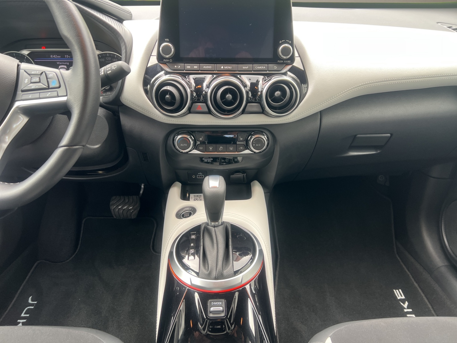 NISSAN Juke 1.0 DIG-T N-Design-image-12