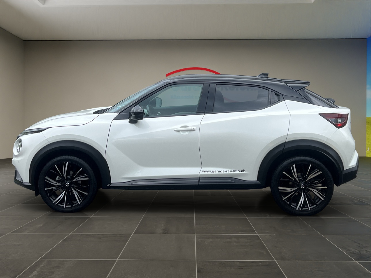 NISSAN Juke 1.0 DIG-T N-Design-showroom-element-1