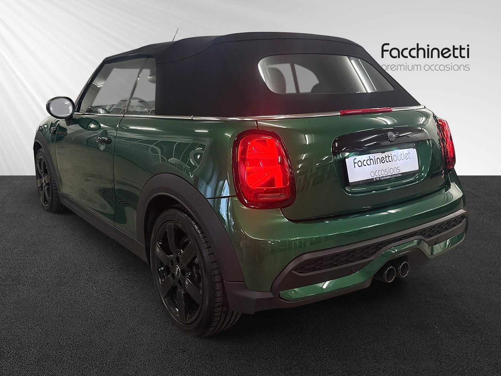 MINI Cooper S Cabriolet DKG-showroom-element-2