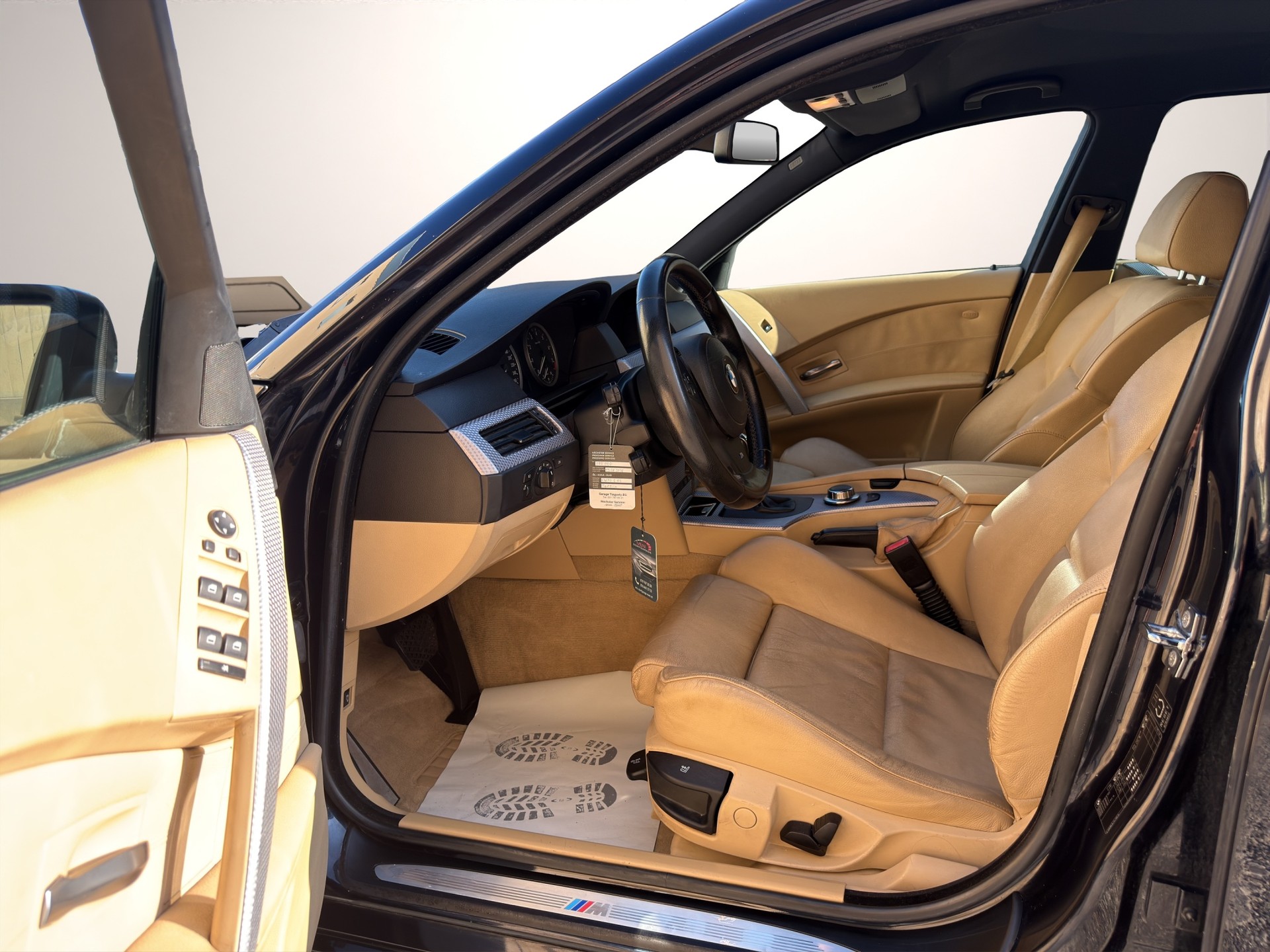 BMW 530xi Touring-image-8