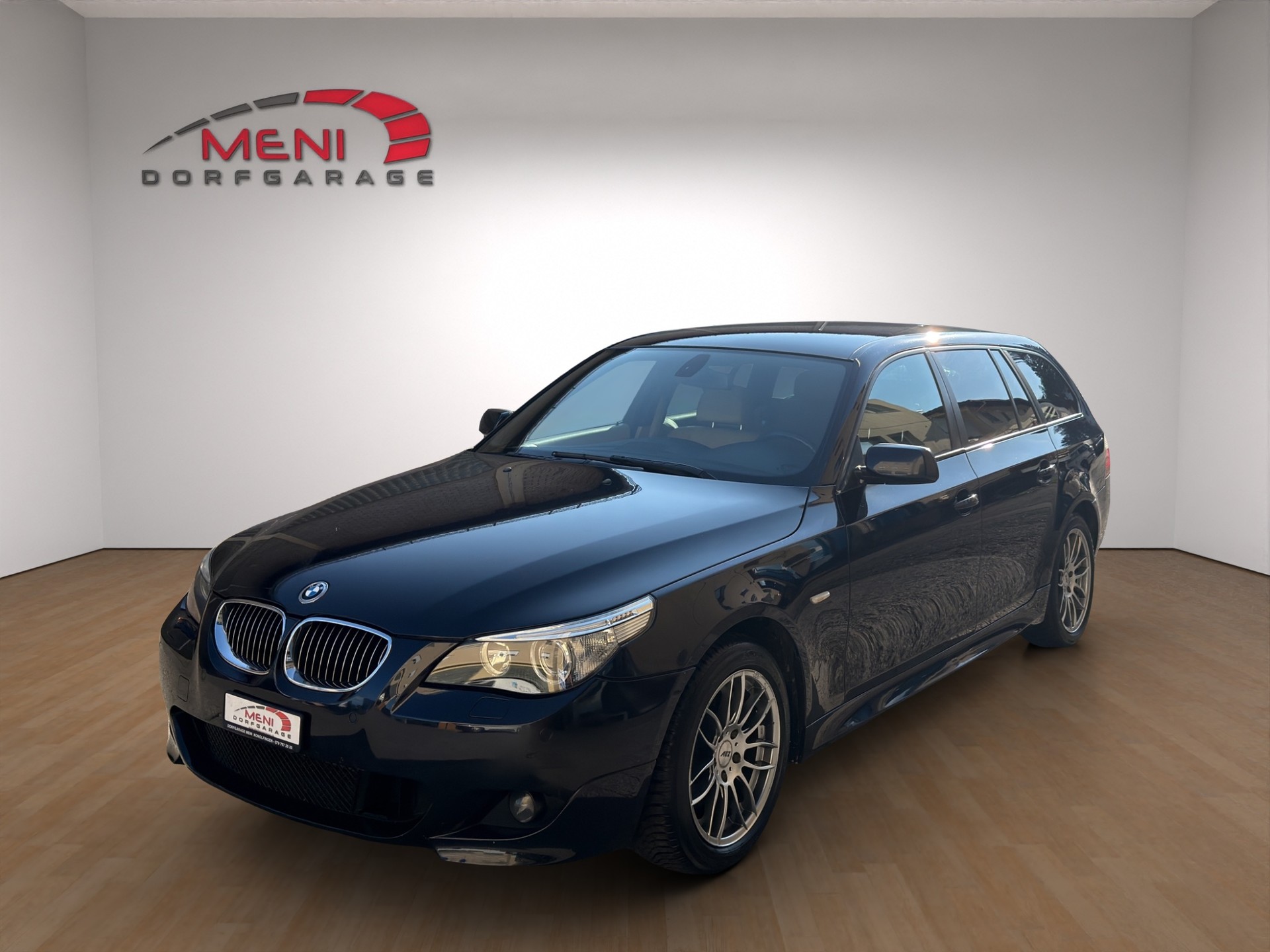 BMW 530xi Touring-image-2