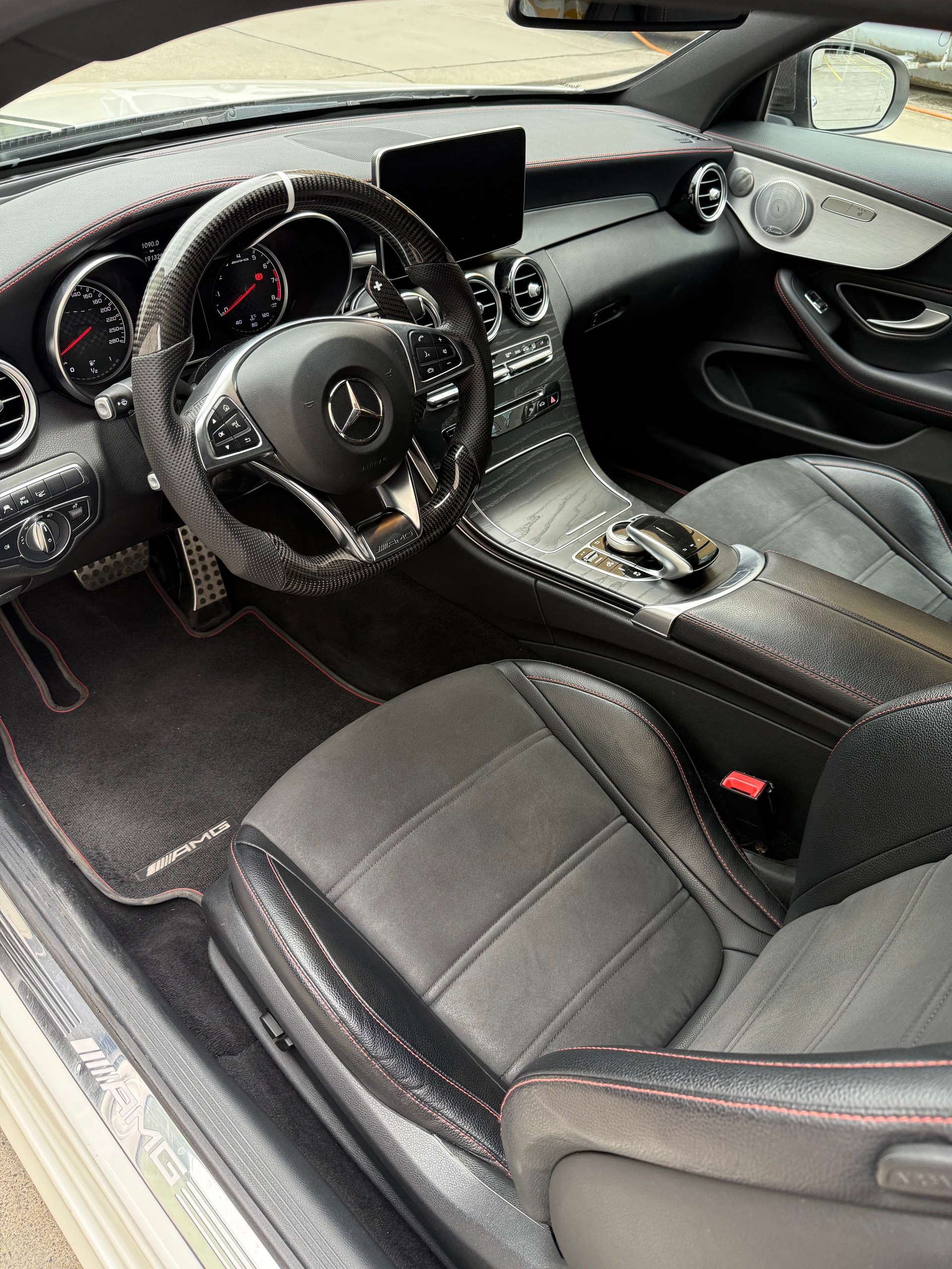 MERCEDES-BENZ C 43 AMG 4Matic 9G-tronic-image-8