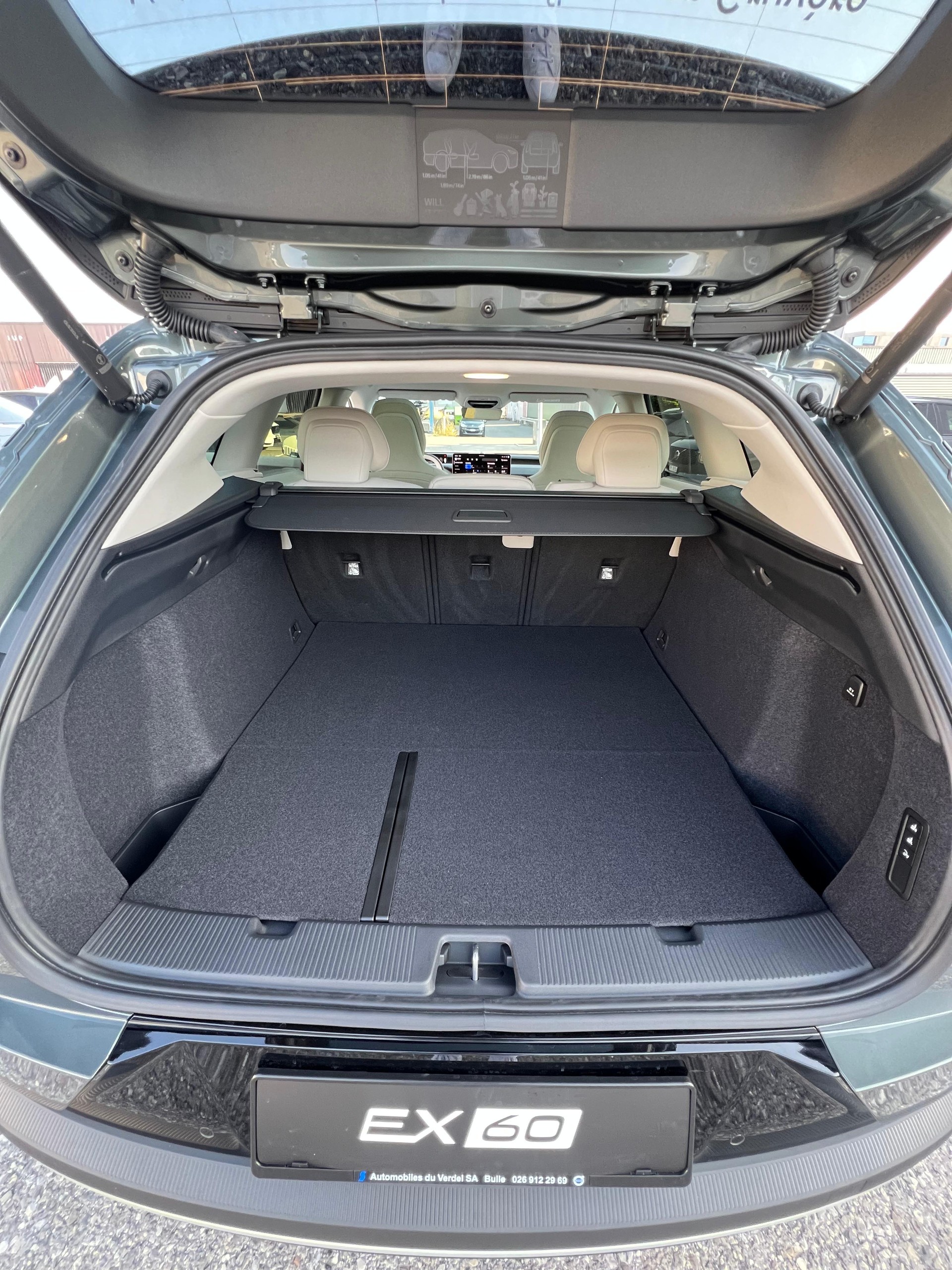 VOLVO EX60 P10 Twin Ultra AWD-image-27