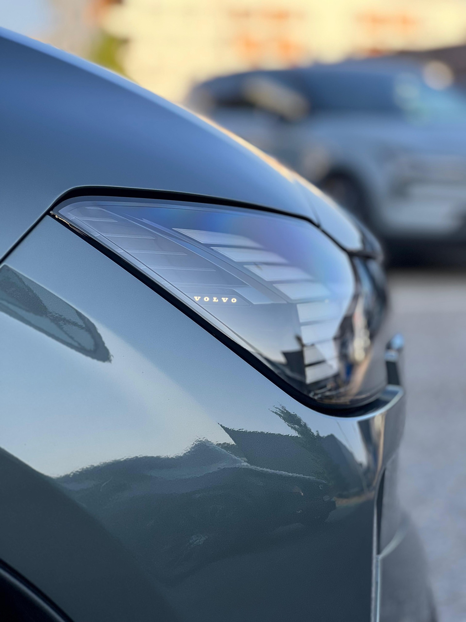 VOLVO EX60 P10 Twin Ultra AWD-image-8
