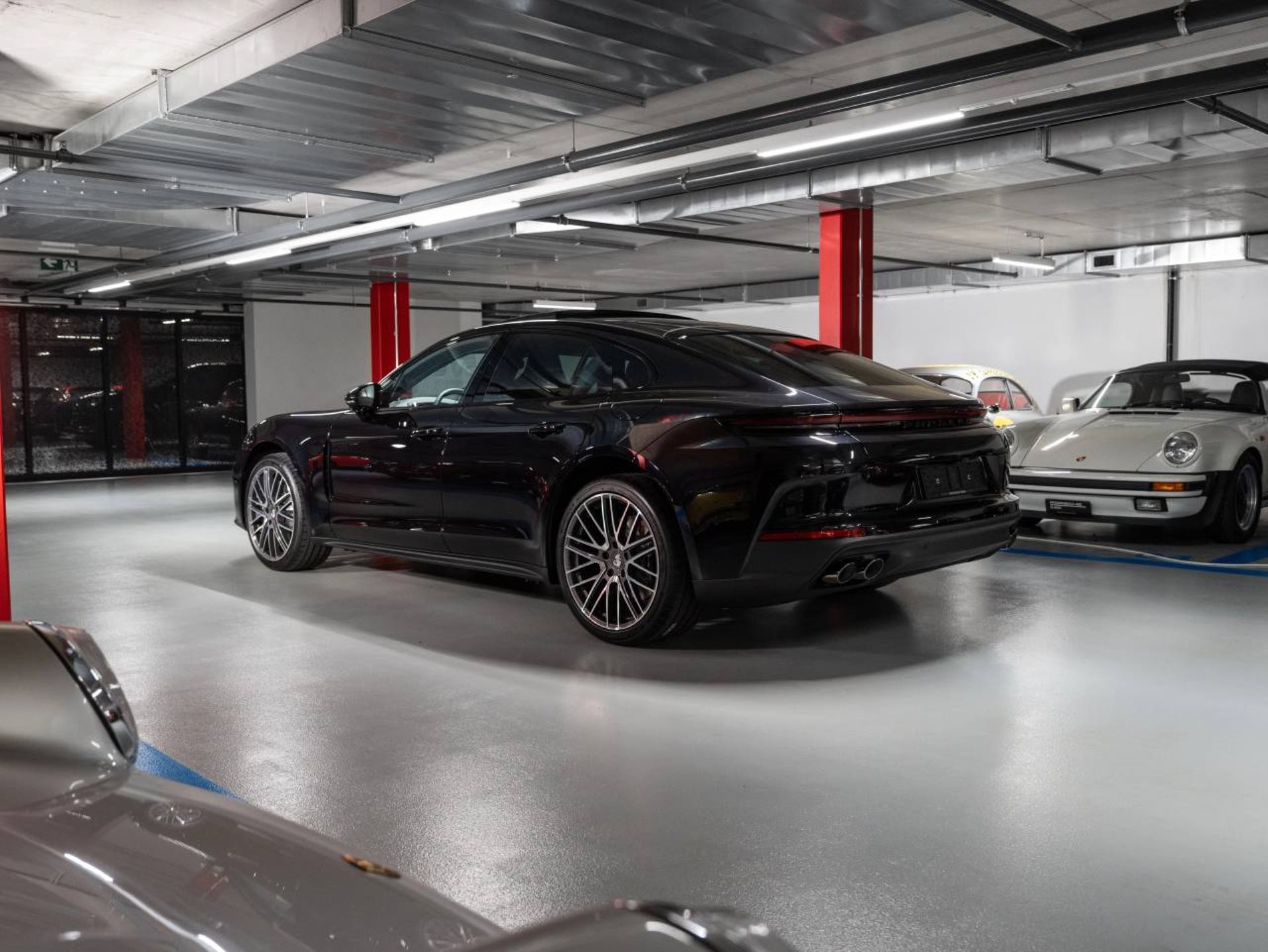 PORSCHE Panamera 4 E-Hybrid-image-7