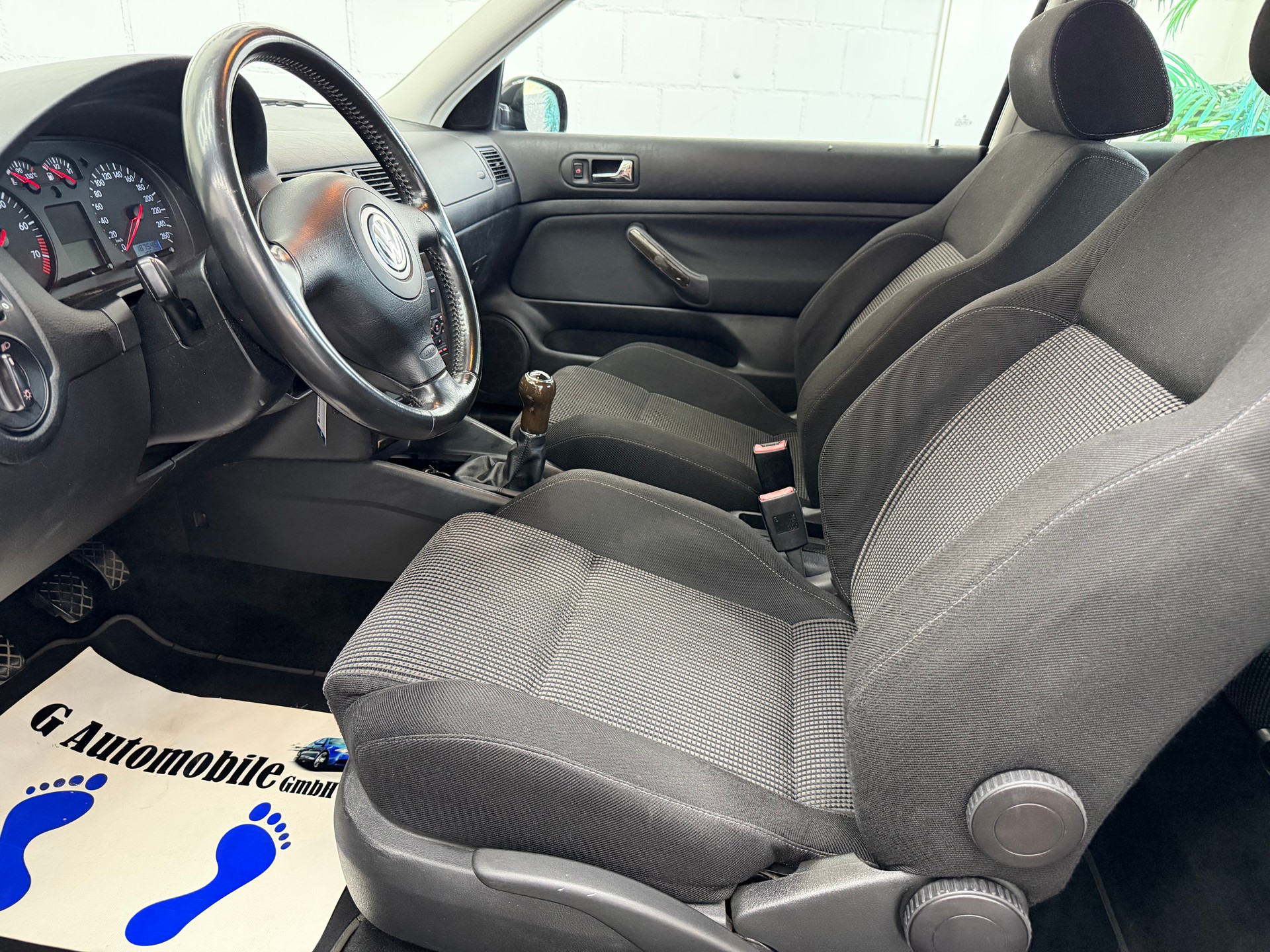 VW Golf 1.8 T Highline ⭐️-image-8