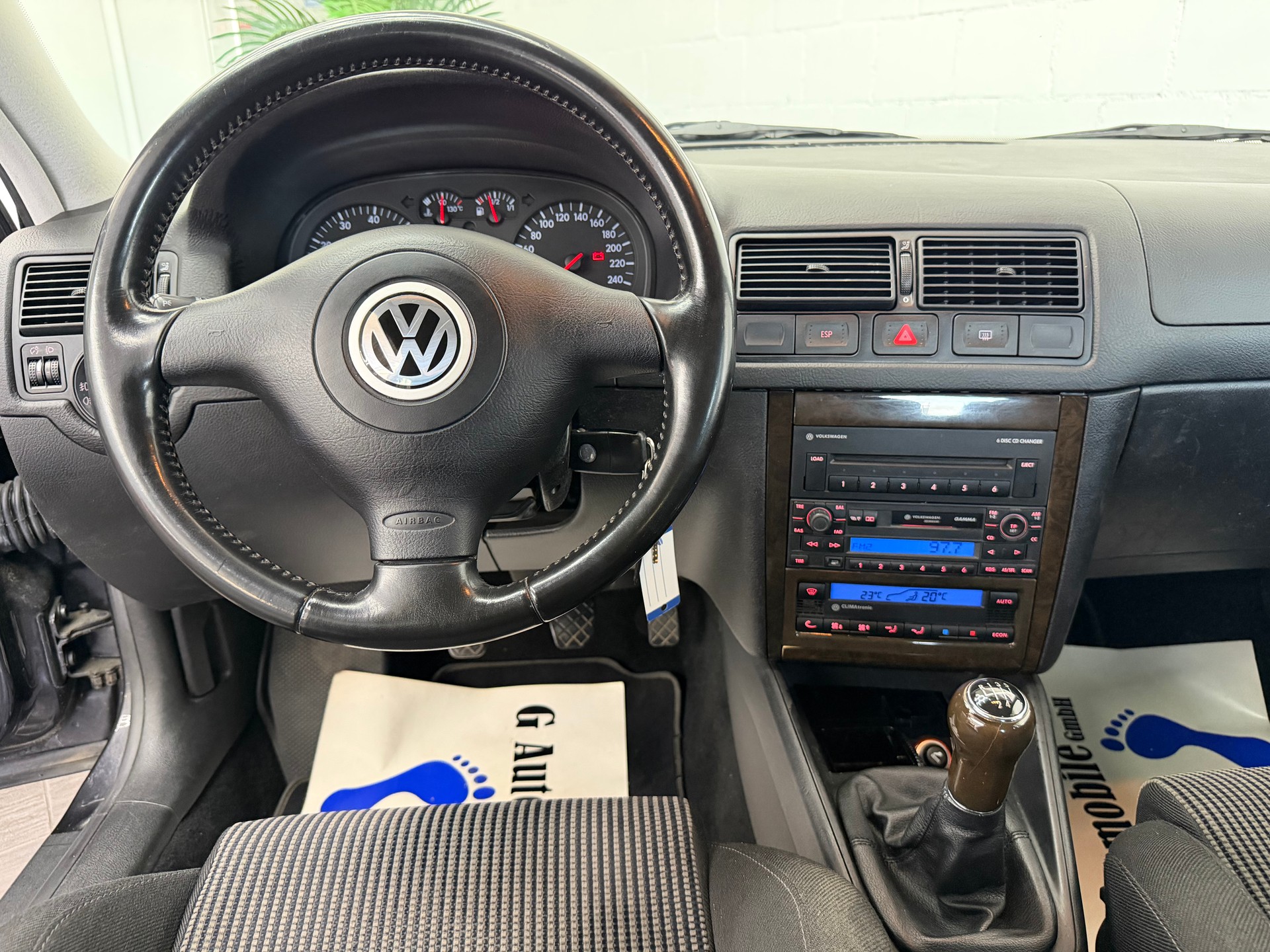 VW Golf 1.8 T Highline ⭐️-image-10