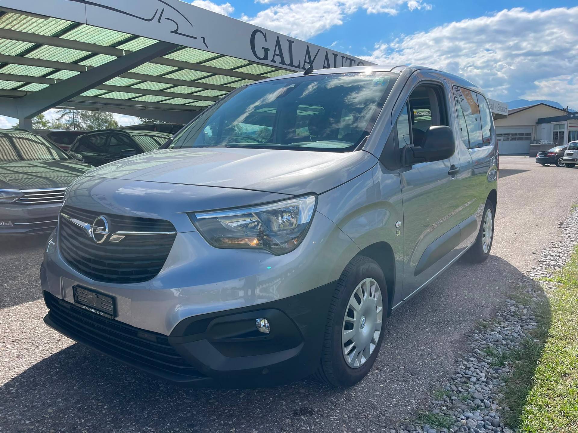 OPEL Combo Life 1.2 Essentia
