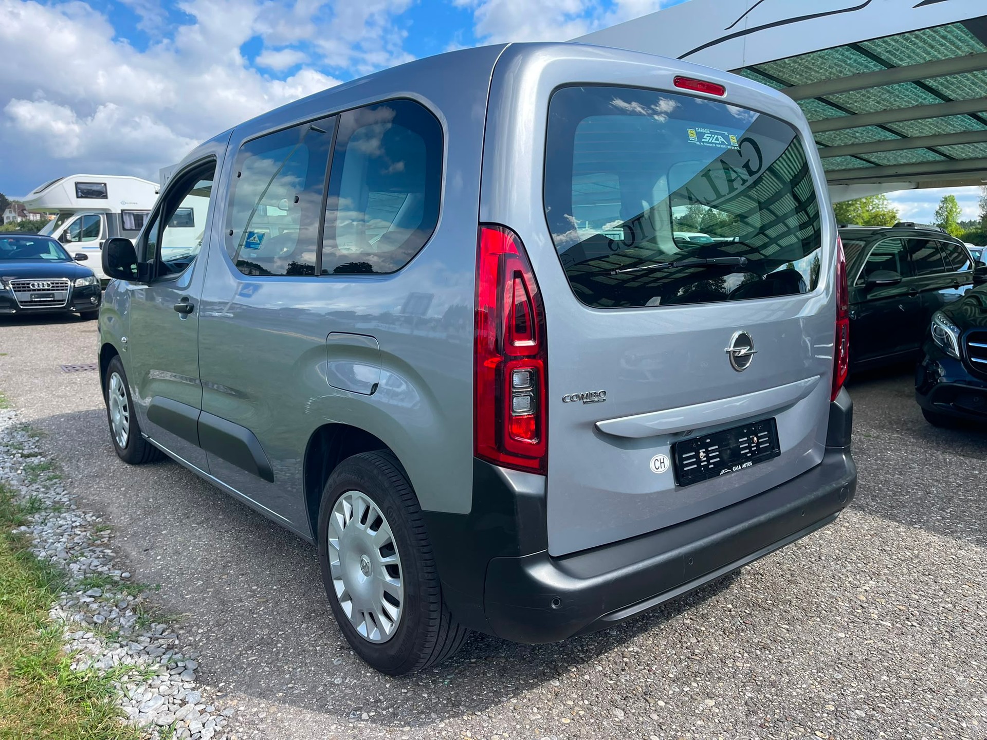 OPEL Combo Life 1.2 Essentia-image-5