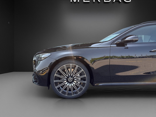 MERCEDES-BENZ E 220 d T 4M 9G-Tronic-image-5