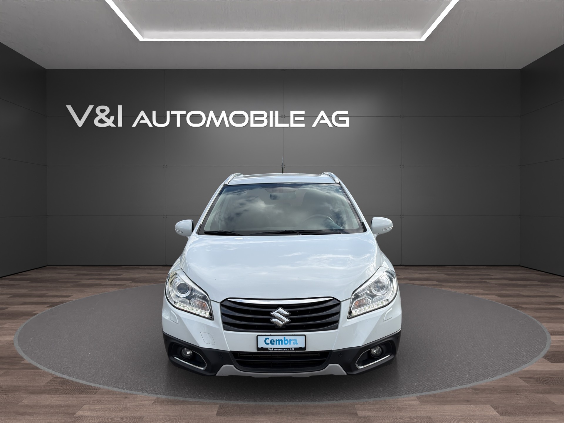 SUZUKI SX4 S-Cross 1.6 TD PizSulai 4WD TCSS-showroom-element-2