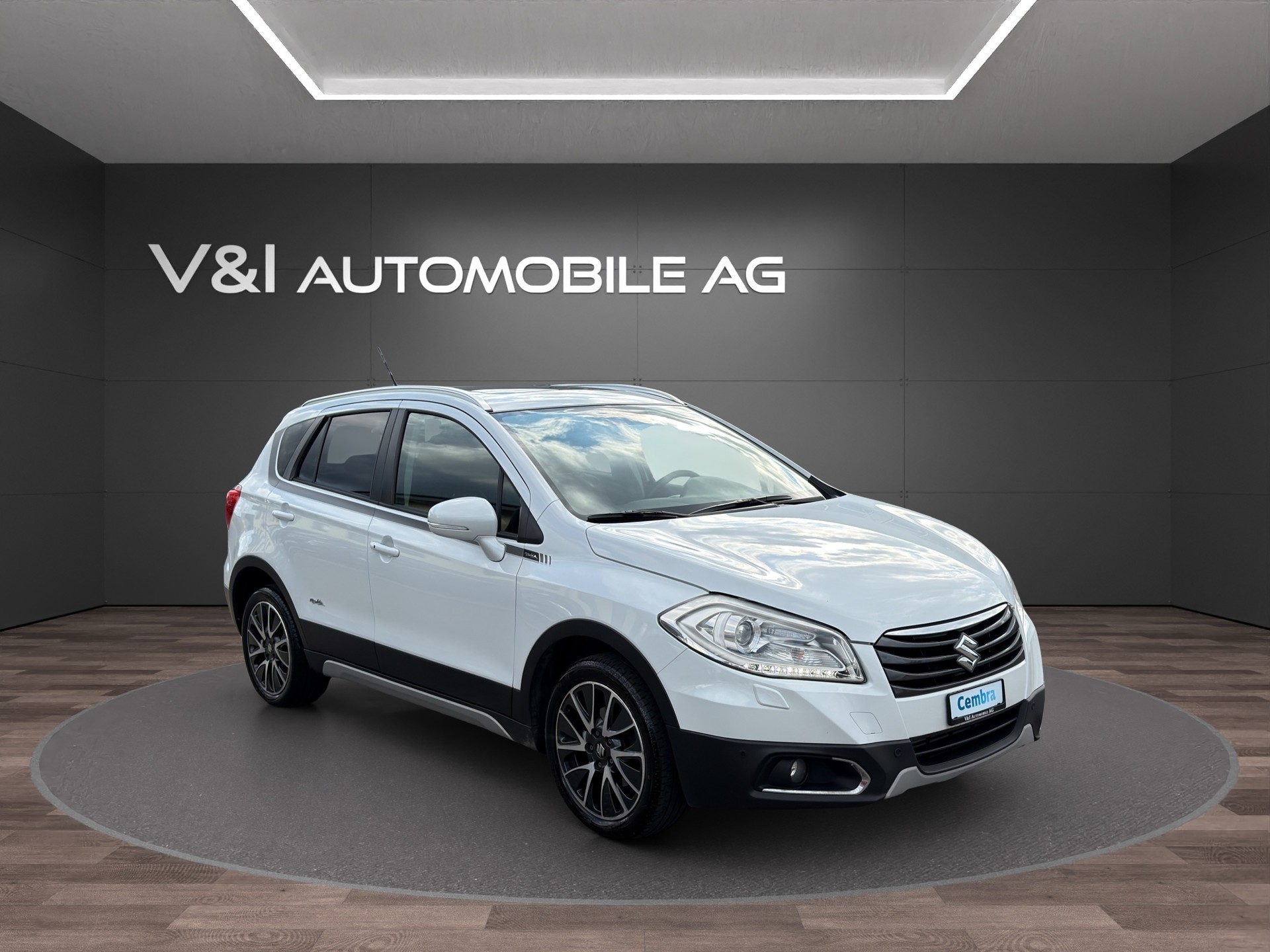 SUZUKI SX4 S-Cross 1.6 TD PizSulai 4WD TCSS-showroom-element-1