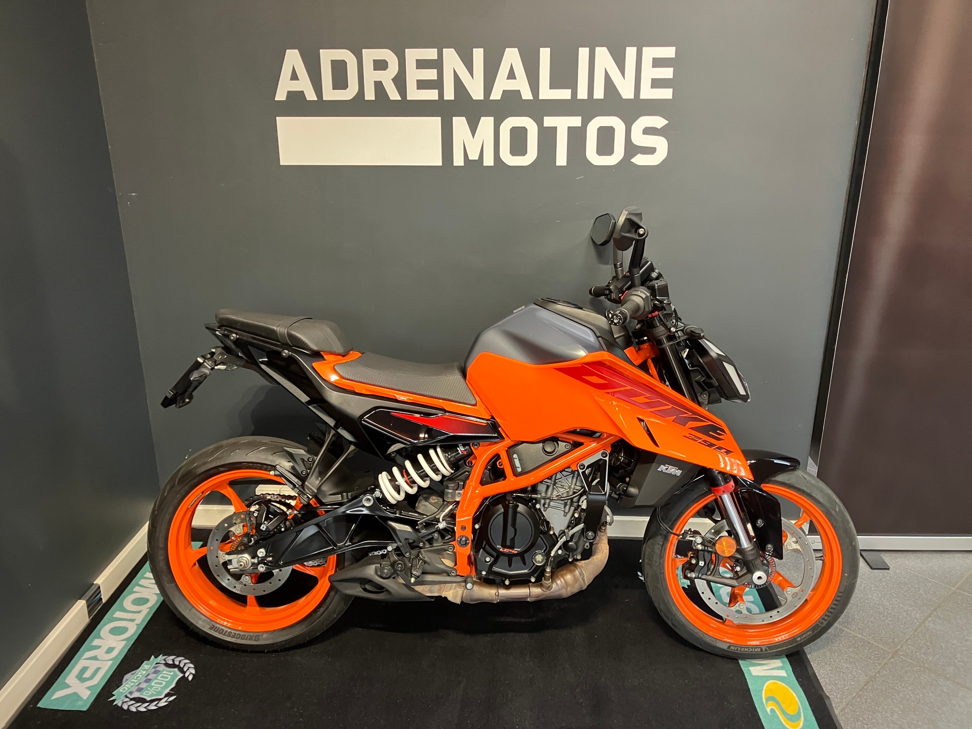 KTM 390 Duke