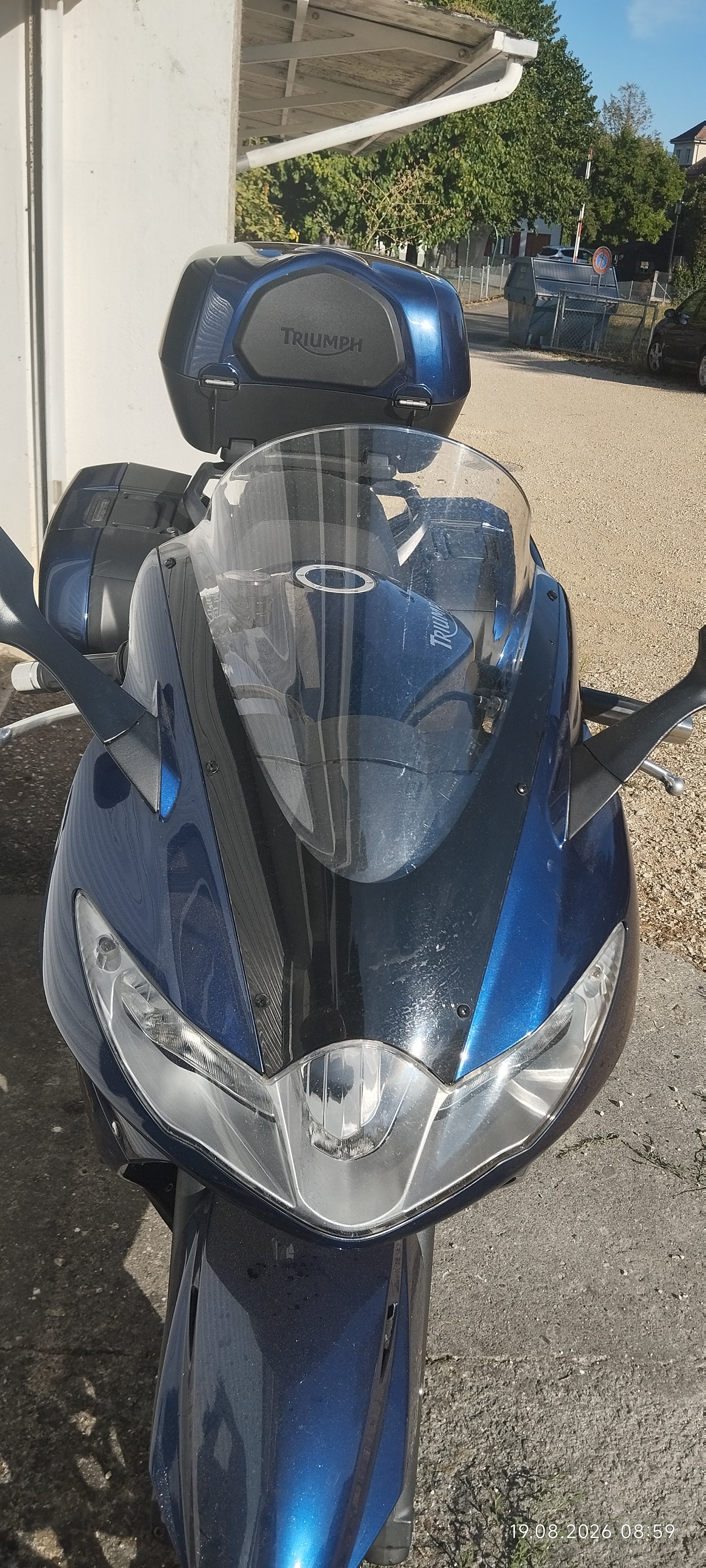 TRIUMPH Sprint GT ABS 1050-image-2