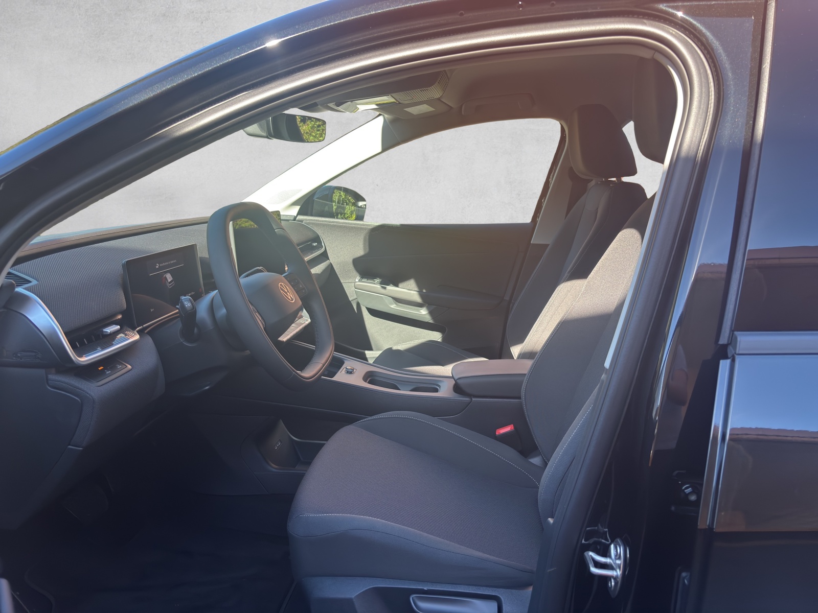 VW ID.Polo 52 kWh Life Edition One-image-8