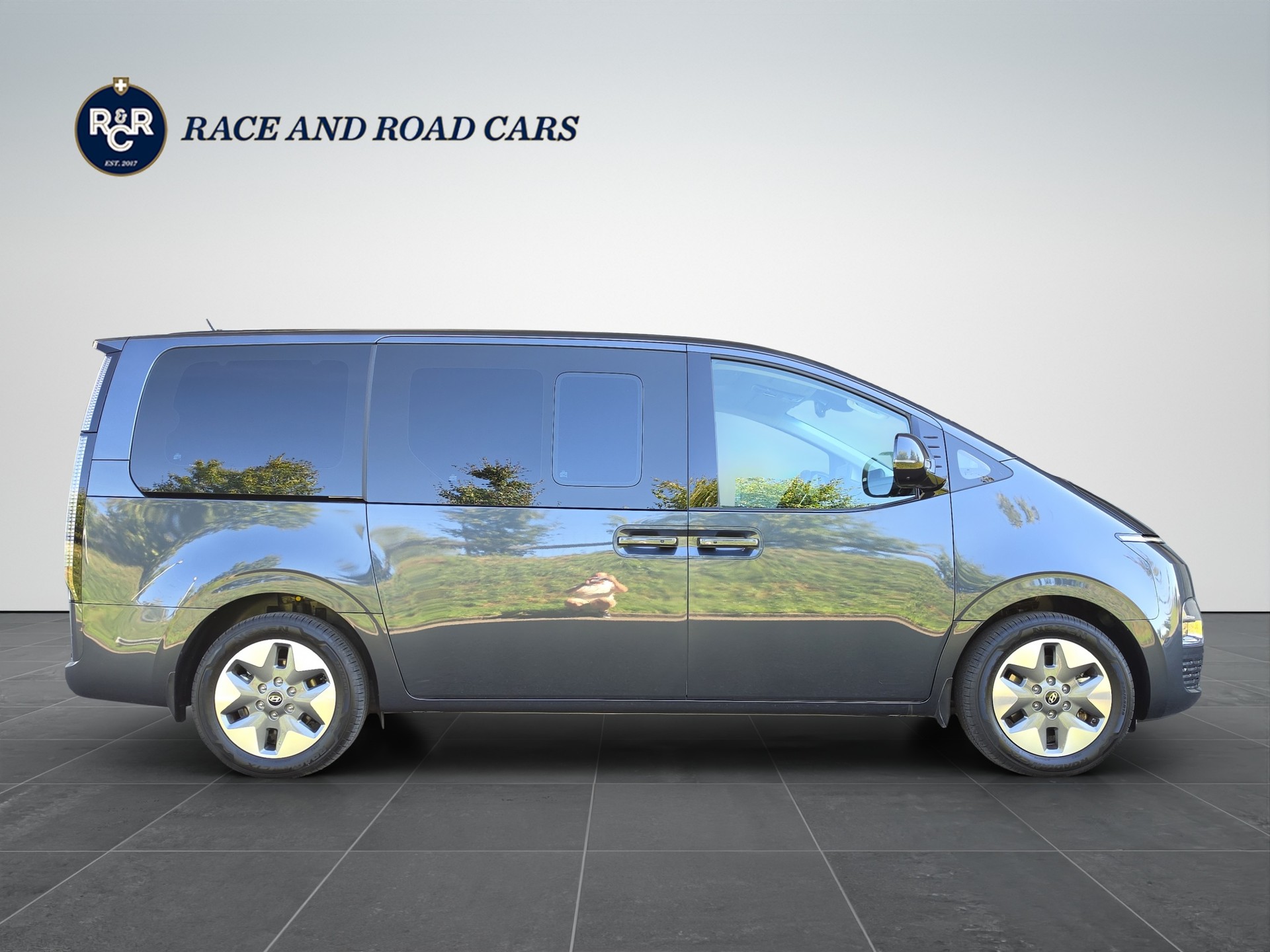 HYUNDAI Staria Wagon 1.6 GDi HEV Vertex-showroom-element-3
