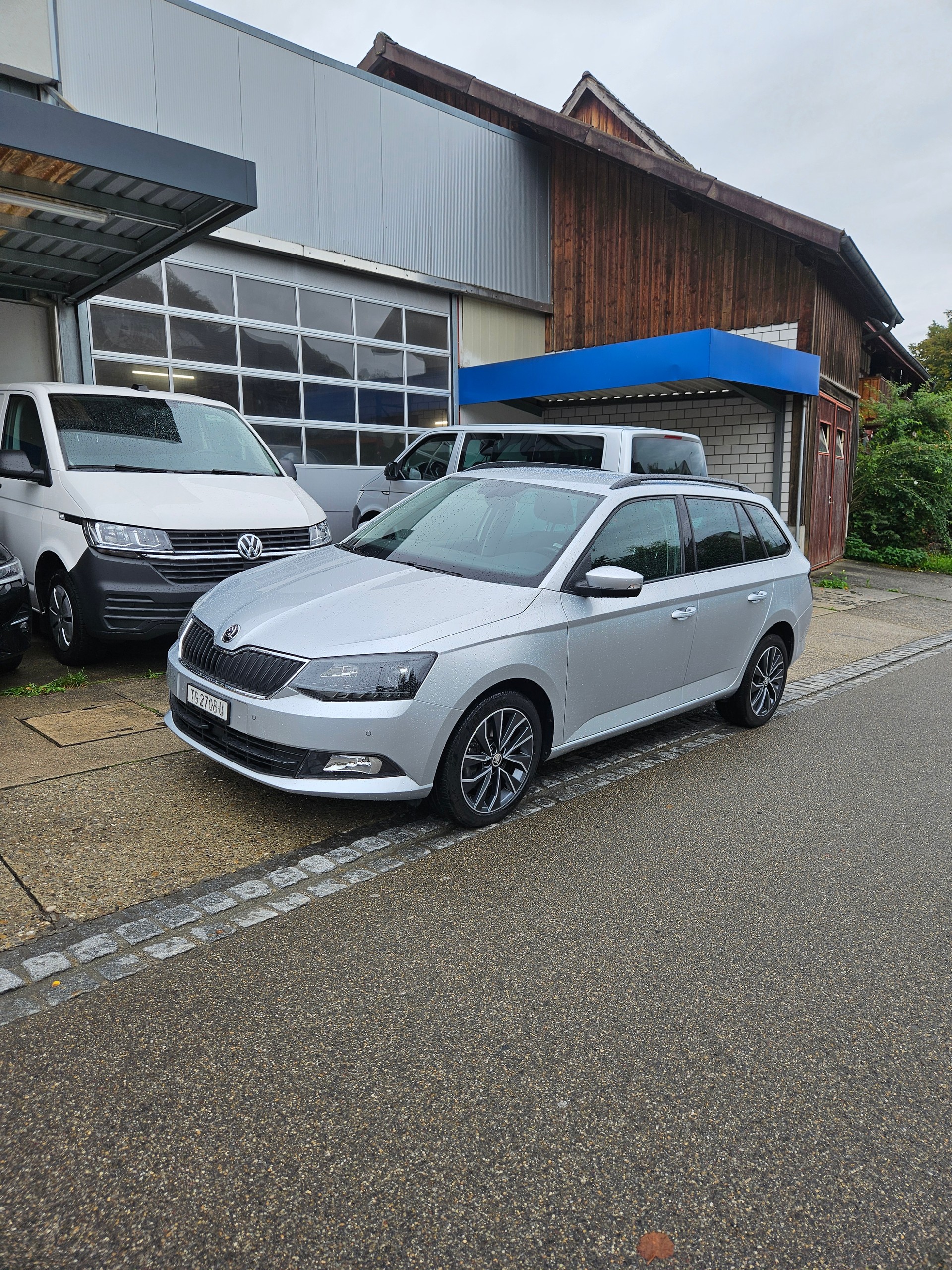 SKODA Fabia 1.2 TSI Ambition DSG