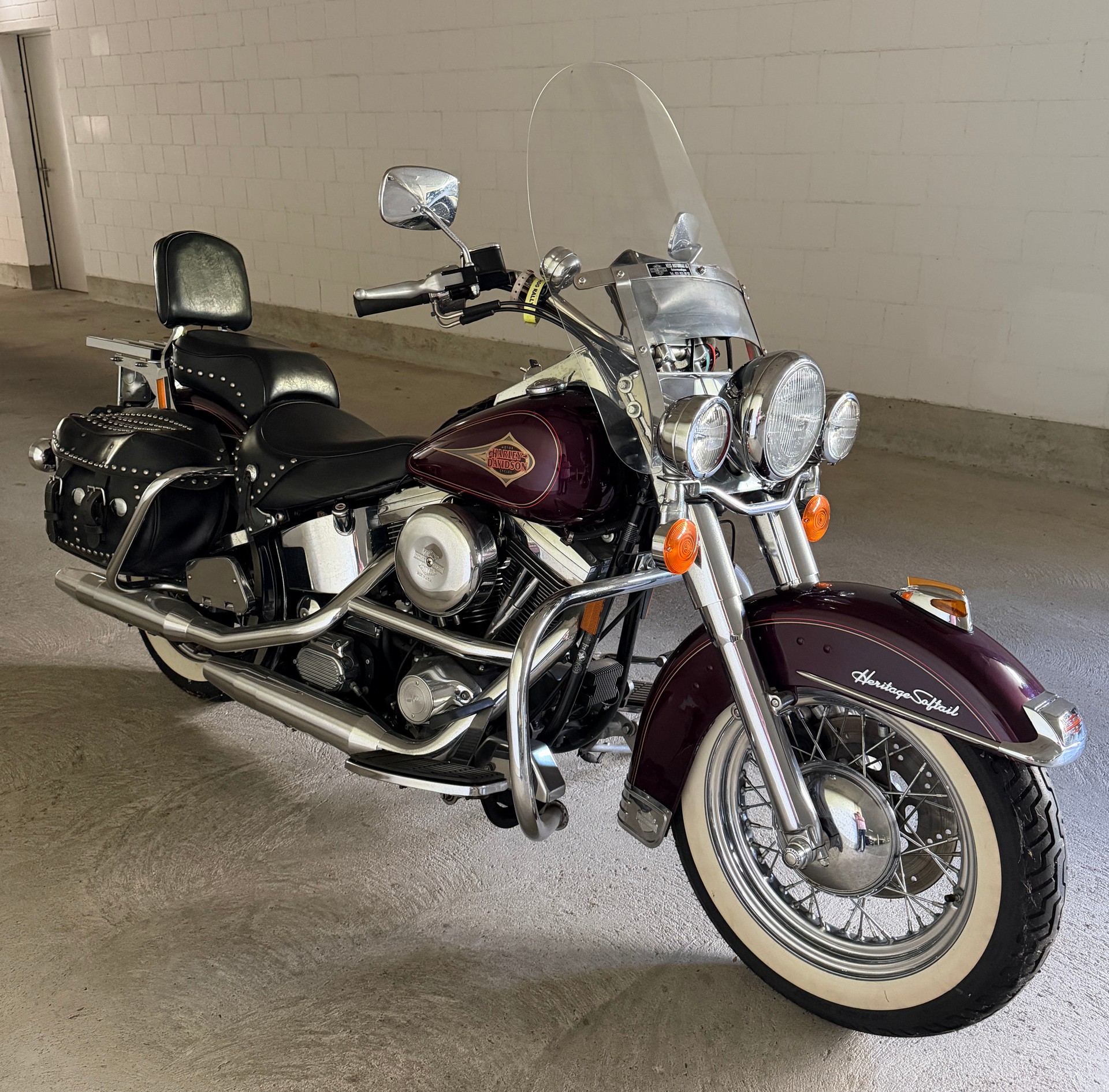 HARLEY-DAVIDSON FLSTC Softail Classic-image-0