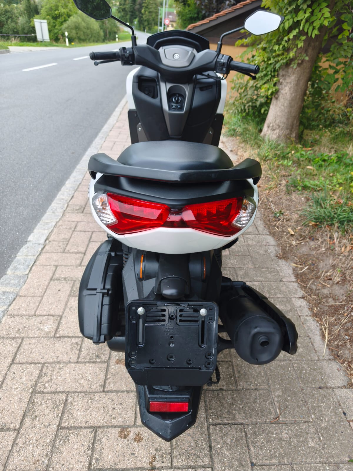 YAMAHA N-Max GPD 125-image-9