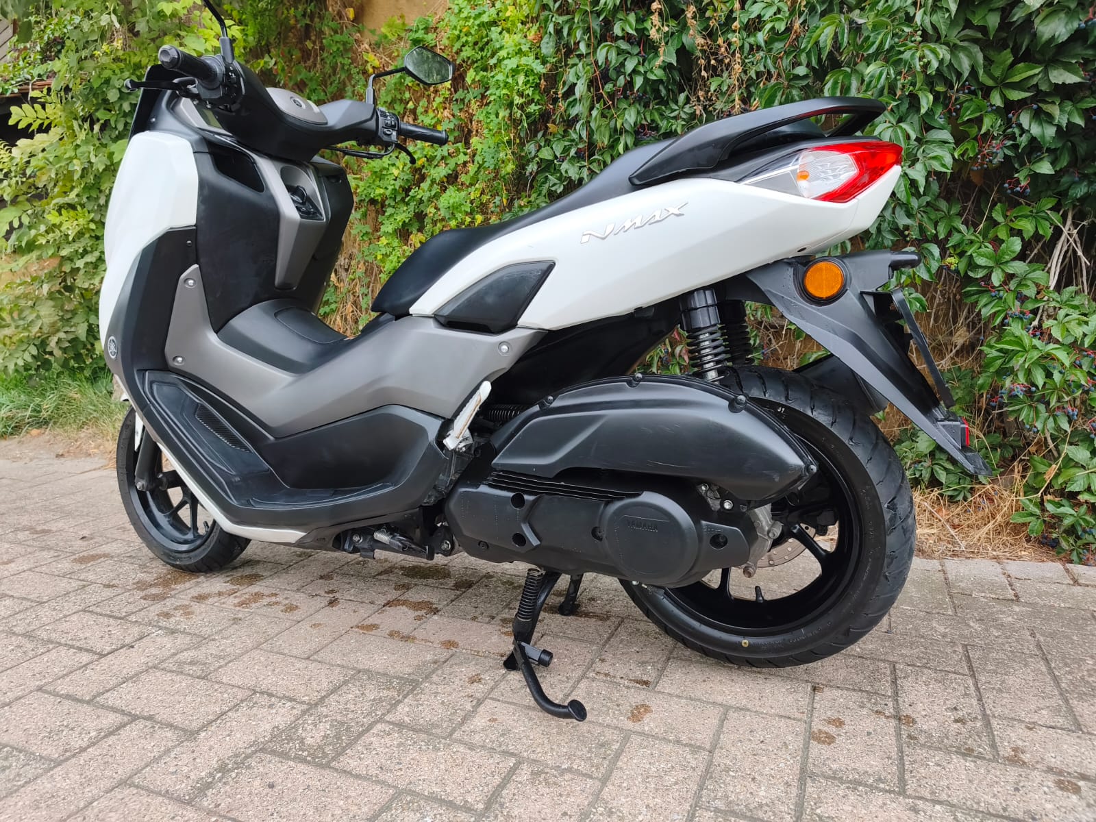 YAMAHA N-Max GPD 125-image-8